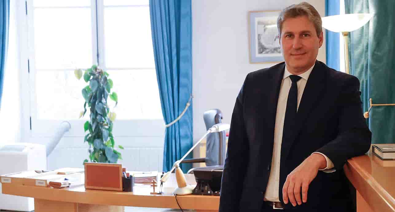 Le président du groupe LR au Sénat a évoqué l'avenir du parti, avec 2027 en ligne de mire.
