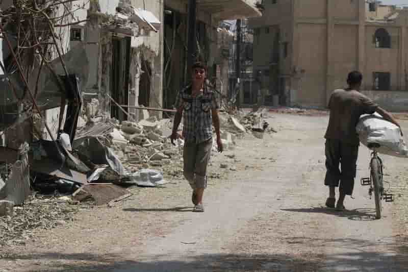Un quartier rebelle de Damas sous le feu des forces syriennes