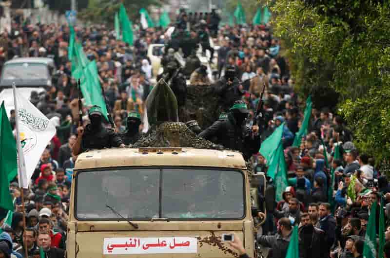 Démonstration de force du Hamas à Gaza pour son 27e anniversaire