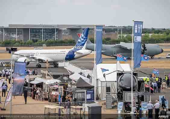 Le conseil d'administration de Farnborough International Airshow a assuré qu'il lui "impossible de tenir et d'accueillir le salon aéronautique en juillet".