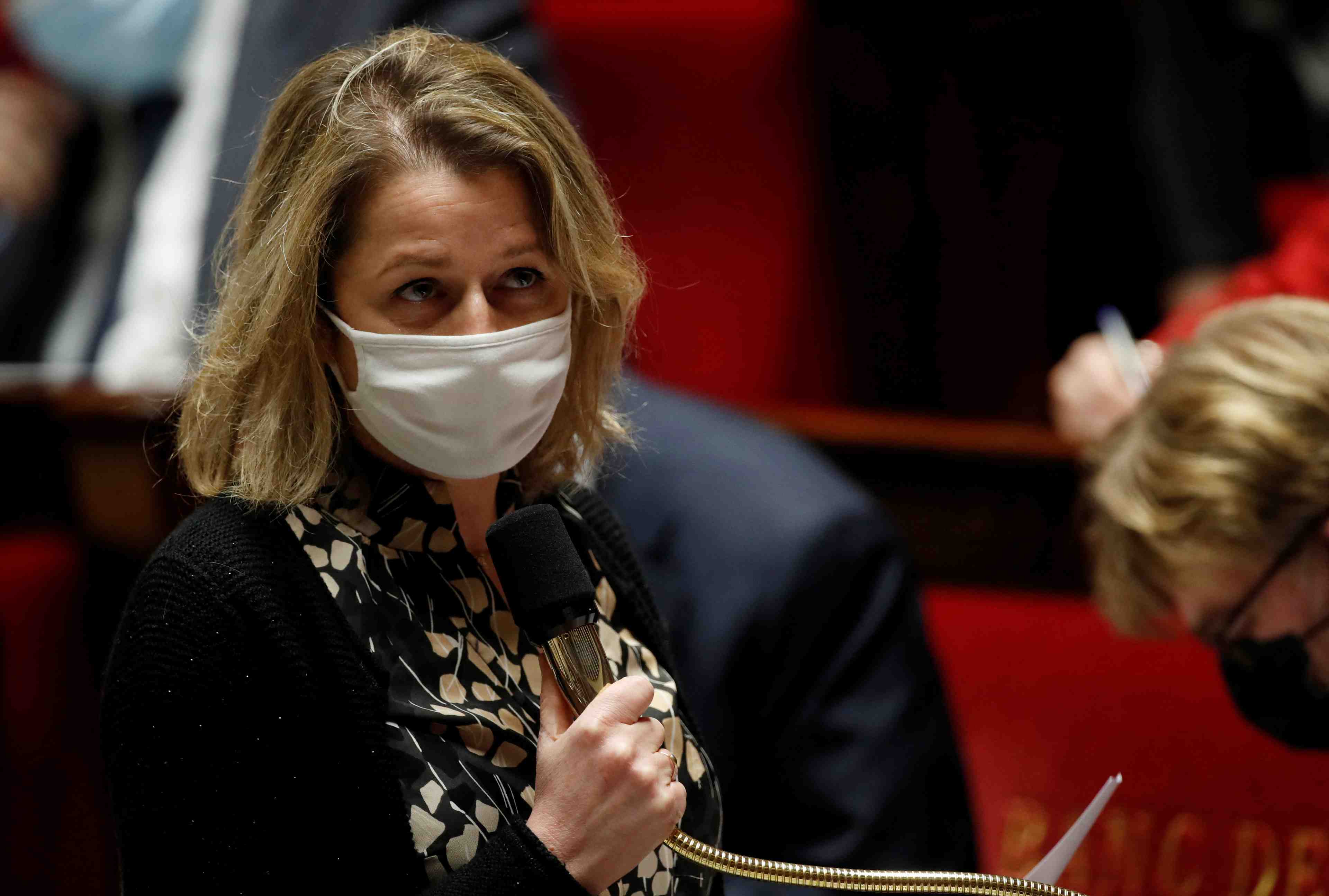 L'ue s'efforce de trouver un "point d'atterrissage" declare pompili