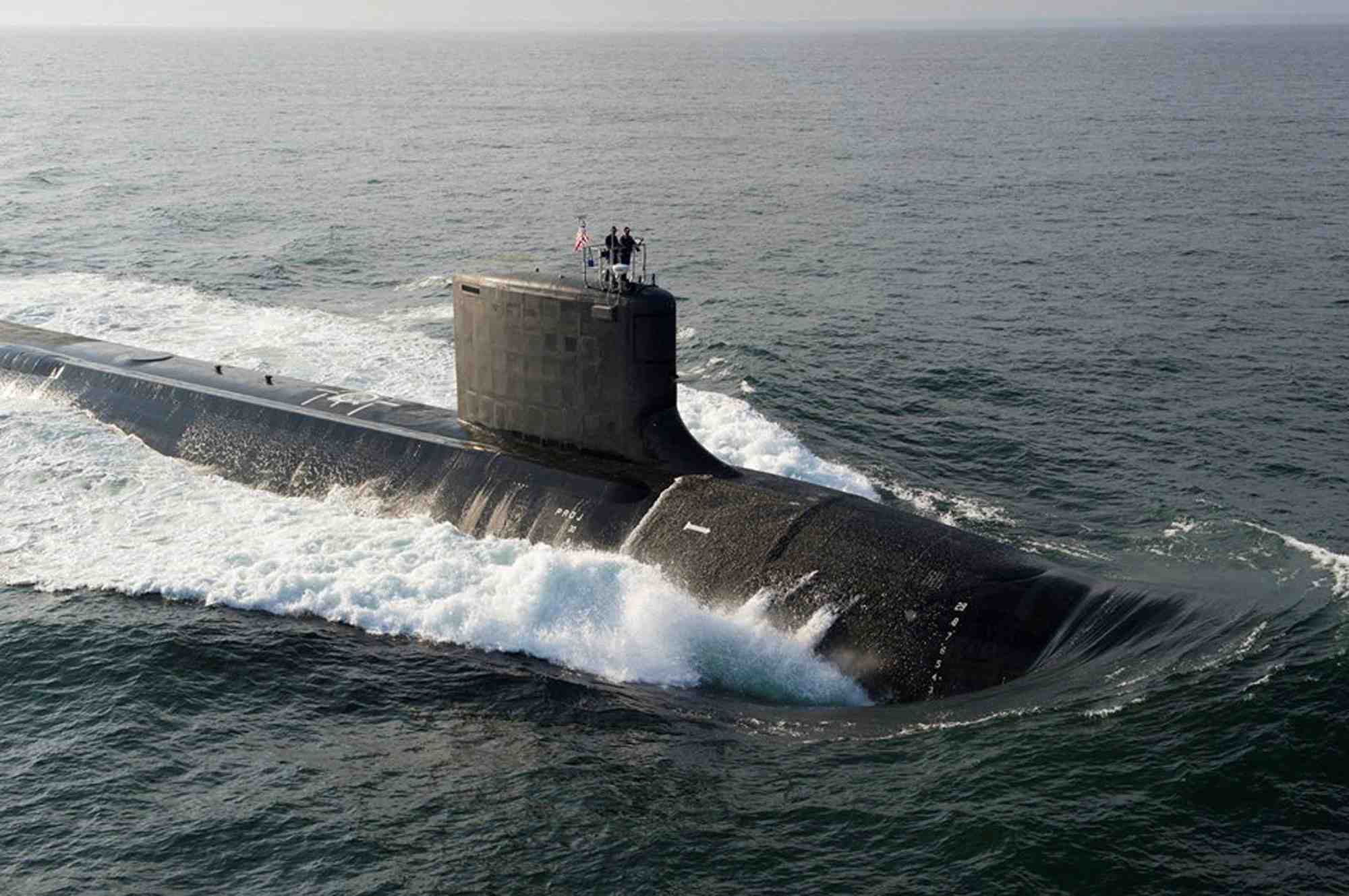 Un sous-marin de la marine americaine dans l'ocean atlantique
