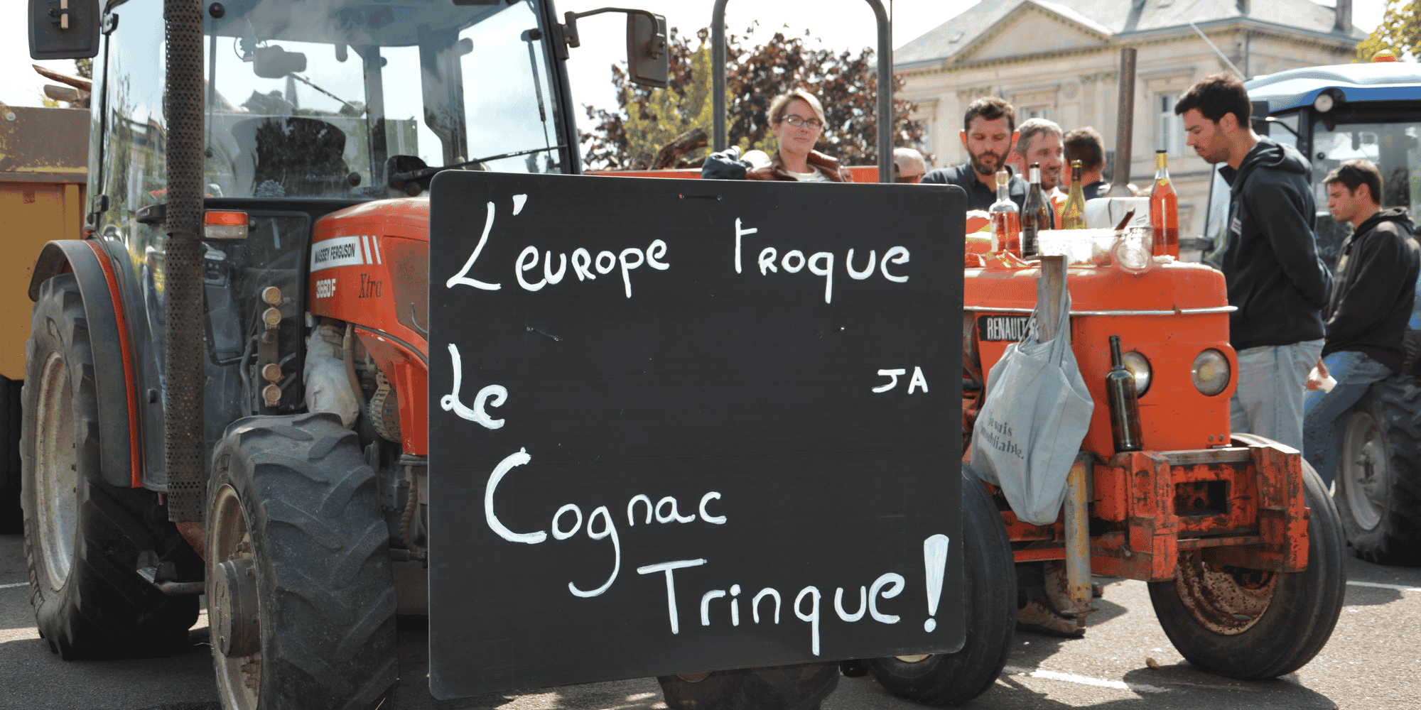 Le 17 septembre, le vignoble cognaçais manifestait contre la taxe européenne sur les véhicules électriques chinois.