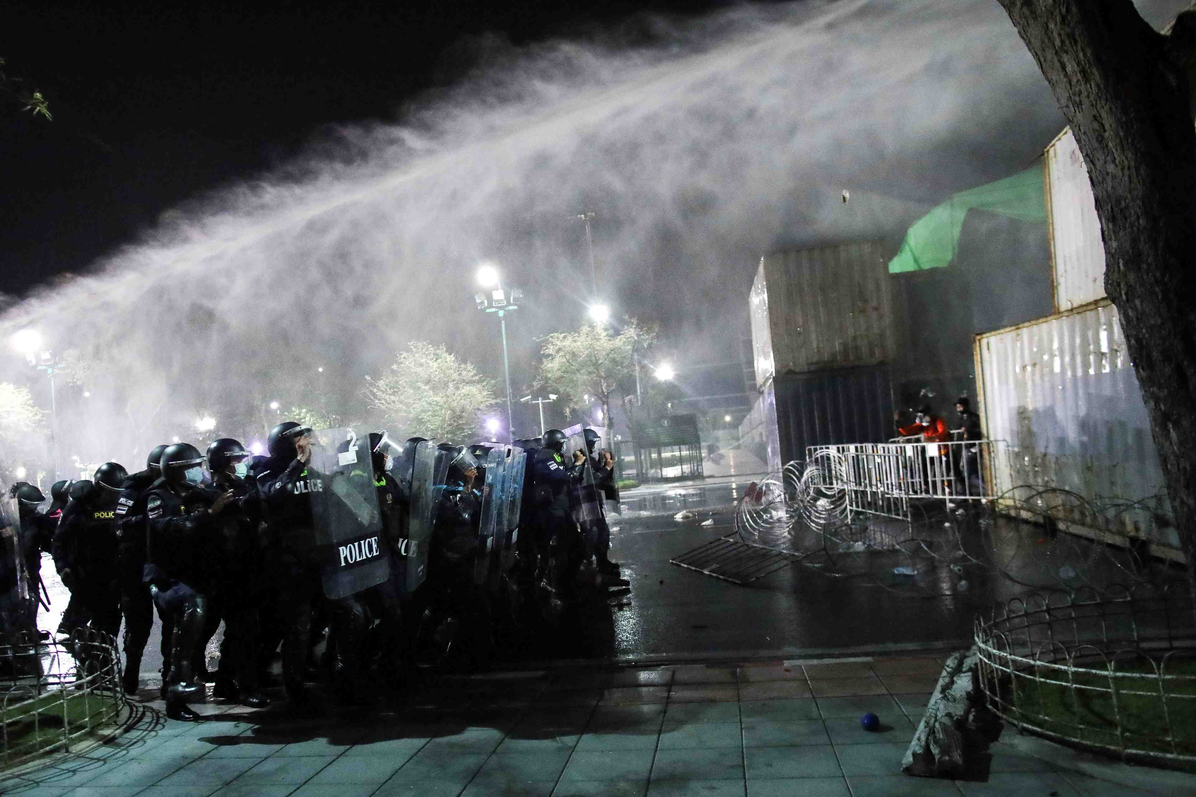 Thailande: des dizaines de blesses lors de manifestations antigouvernementales