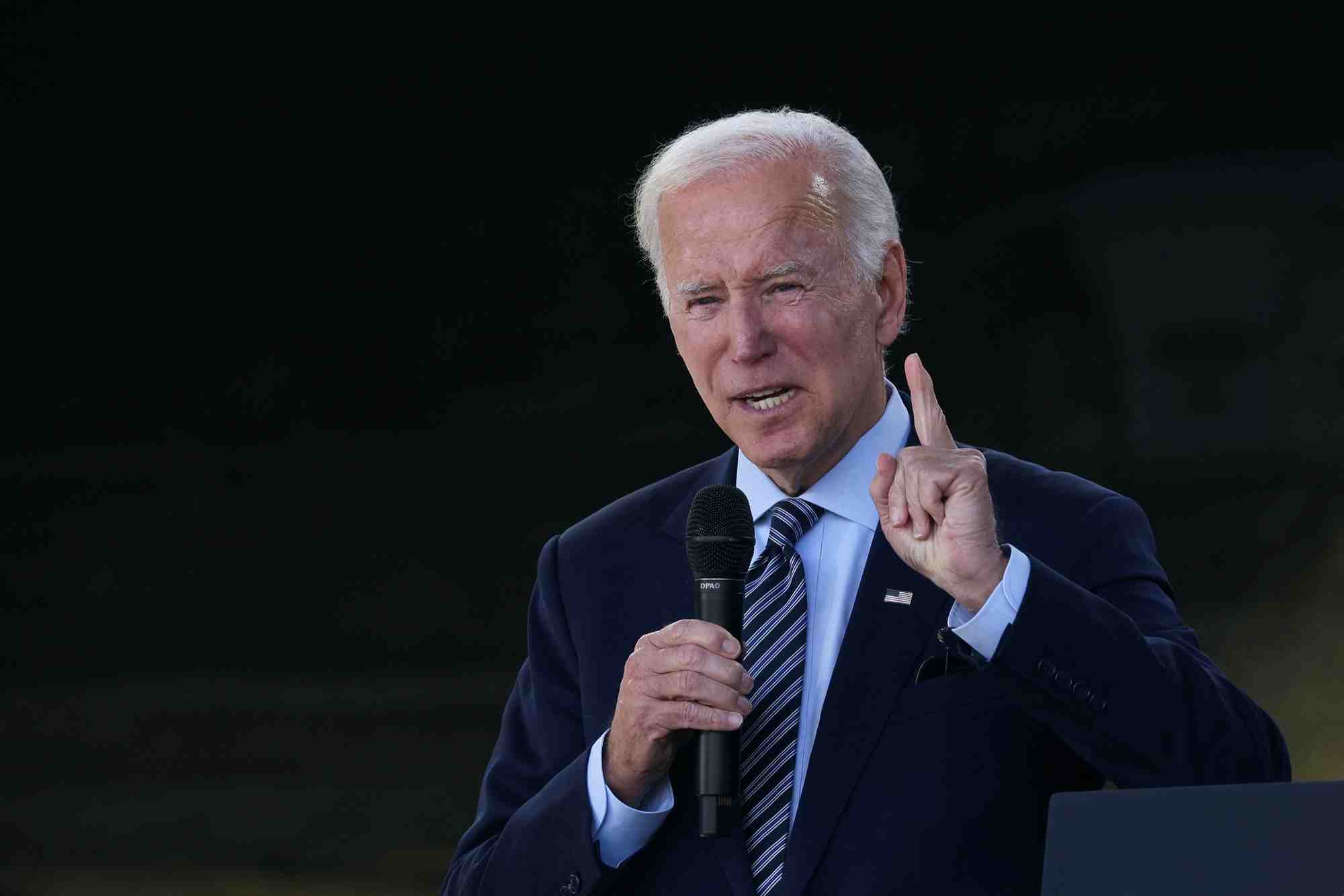 Le president americain joe biden prononce un discours a carlsbad