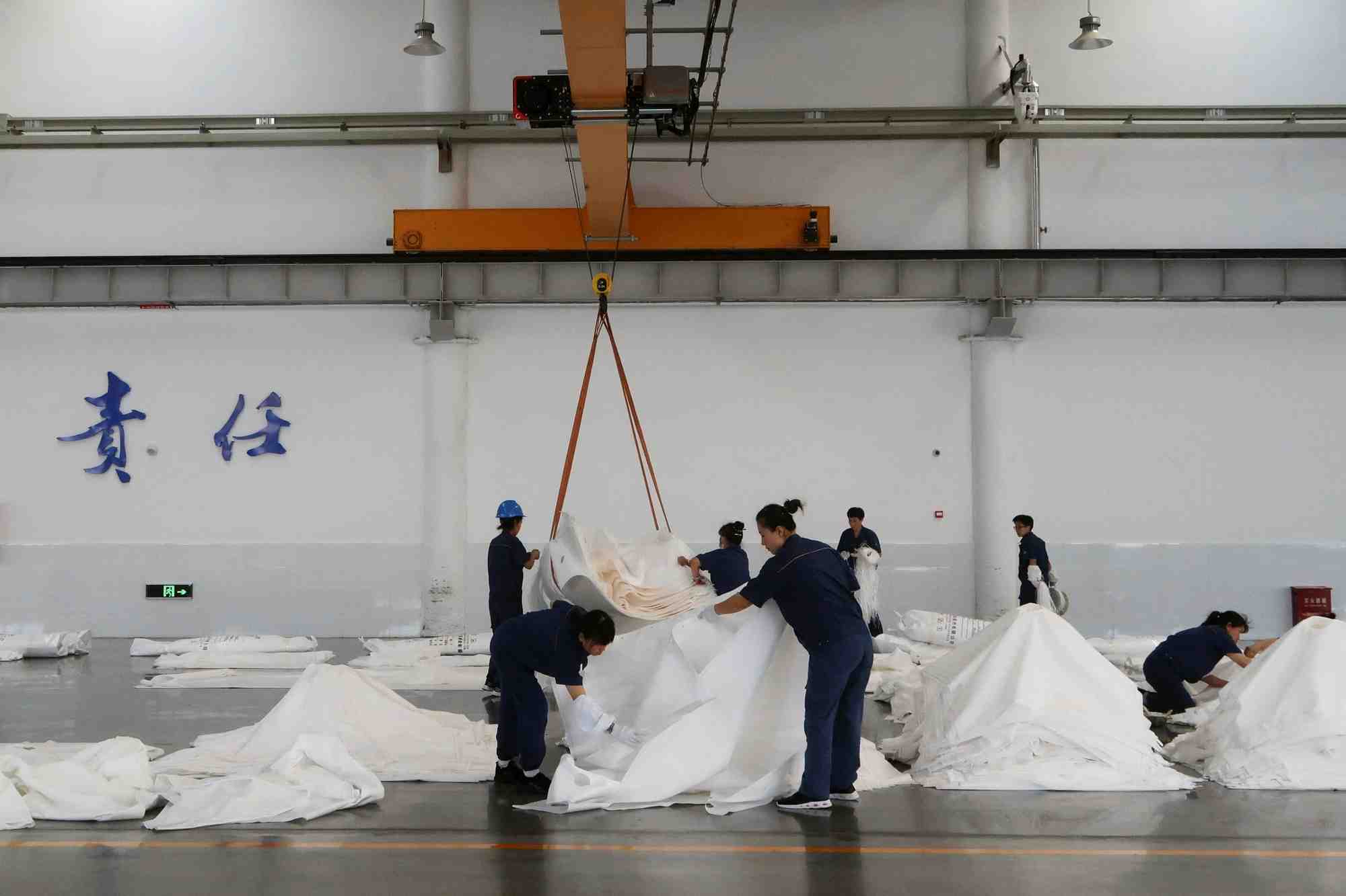 Des employes de l'usine de filtres-presses jingjin a dezhou