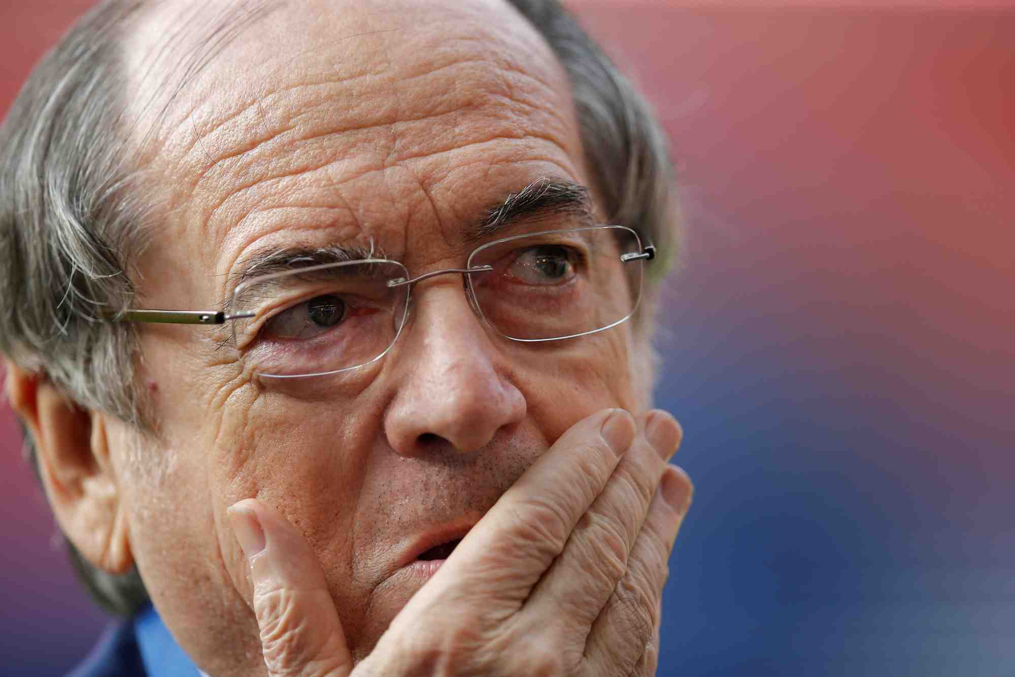 Noel le graet lors d'un match amical france-paraguay