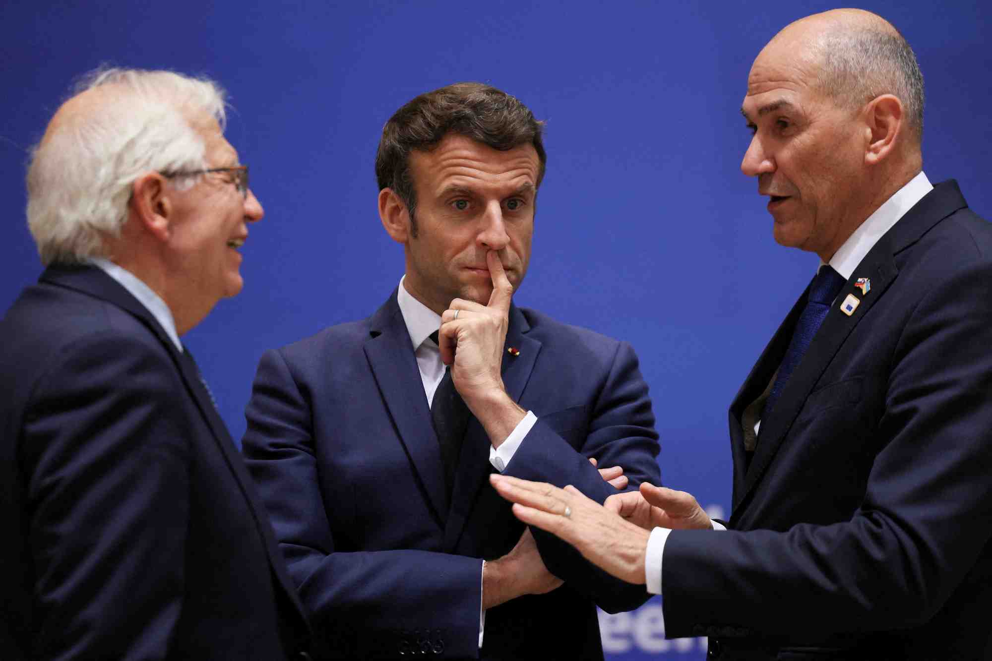 L'union europeenne mandate la commission pour acheter en commun de l'energie