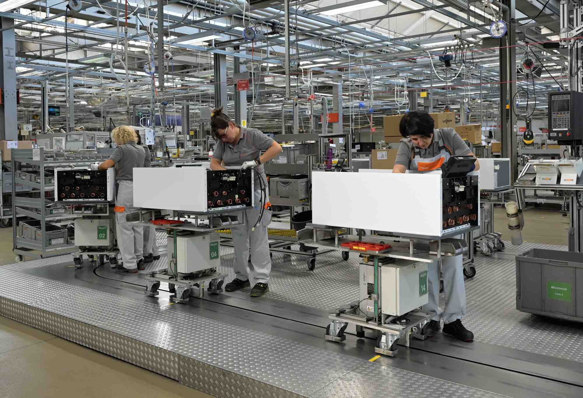 Allemagne: hausses record des prix a la production en juillet