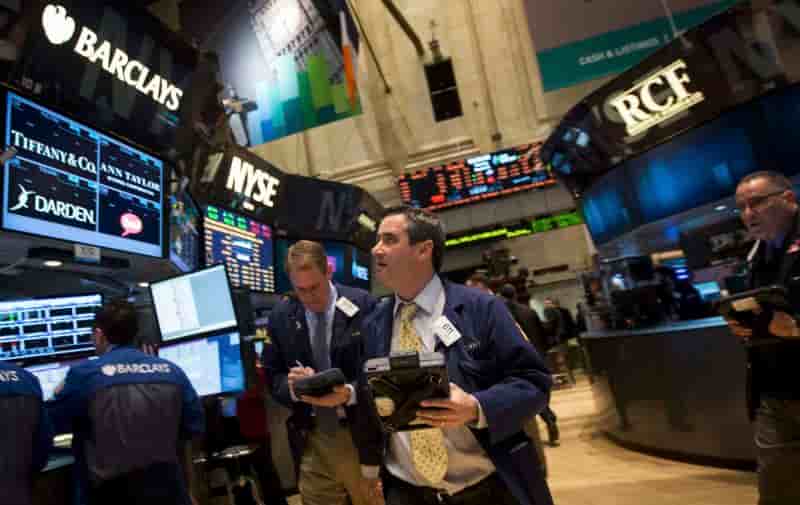 Wall Street rebondit prudemment à l'ouverture