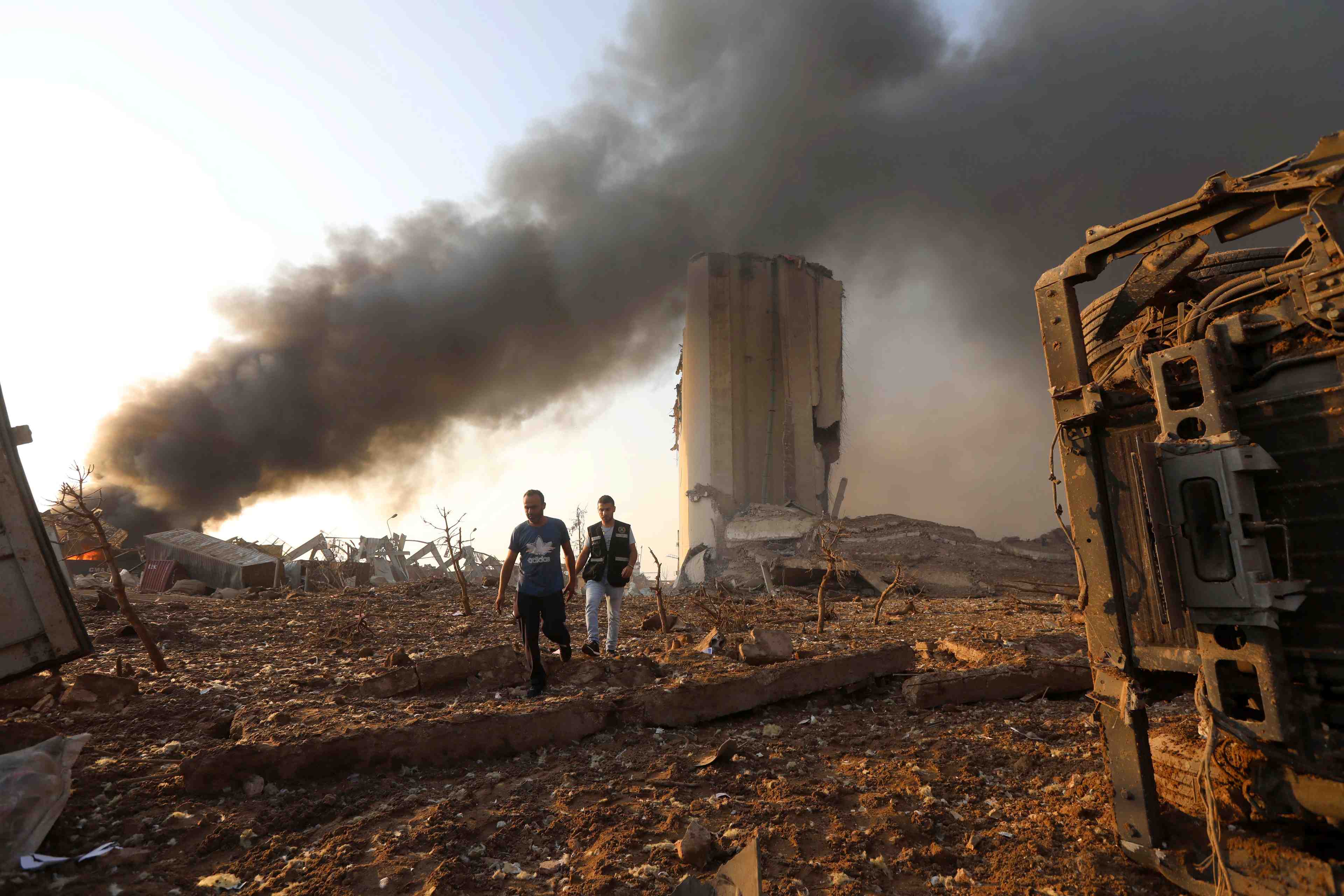 Plus de 30 morts et plus de 3.000 blesses a beyrouth, selon le ministere