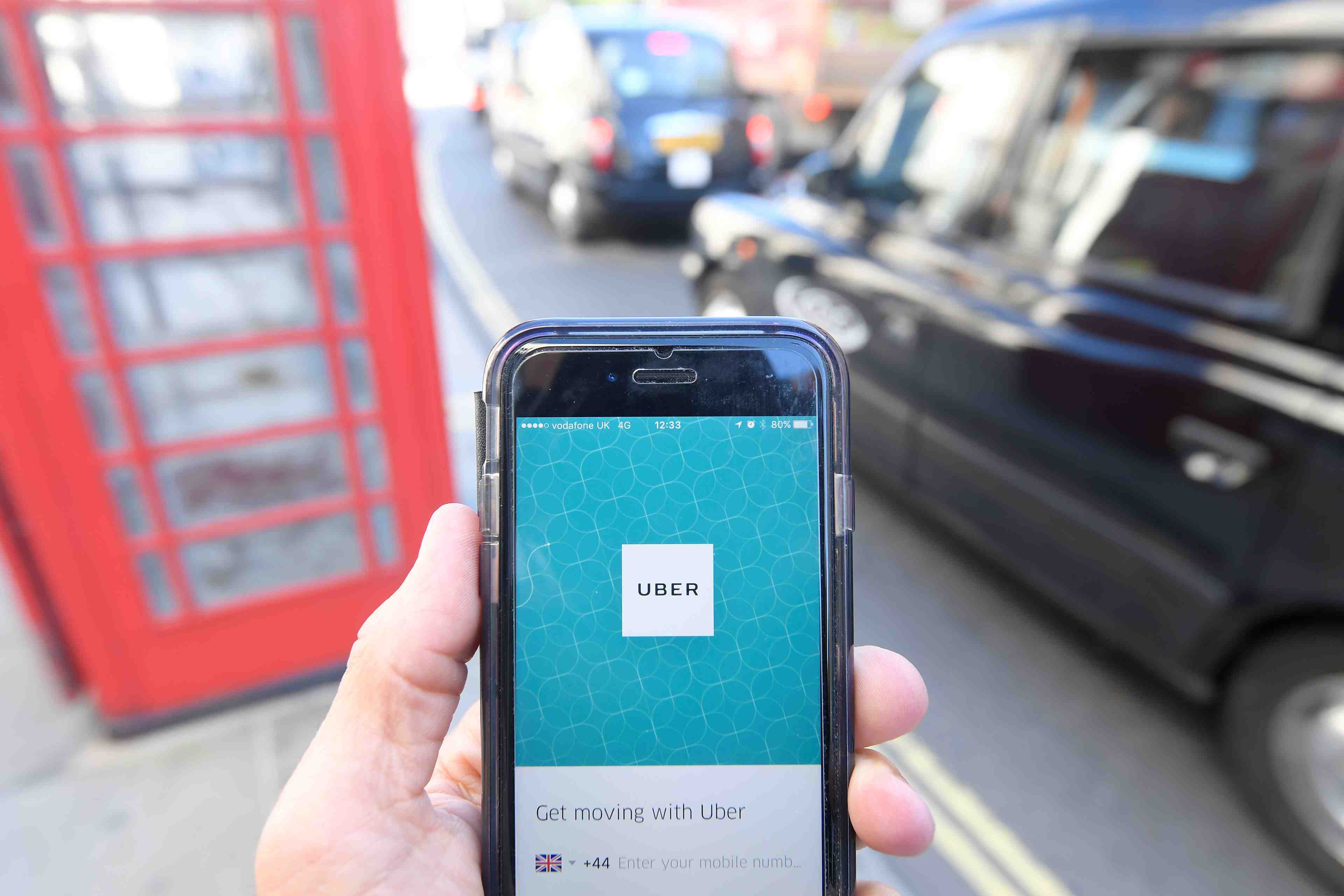 Franc succes d'une petition contre l'interdiction d'uber a londres