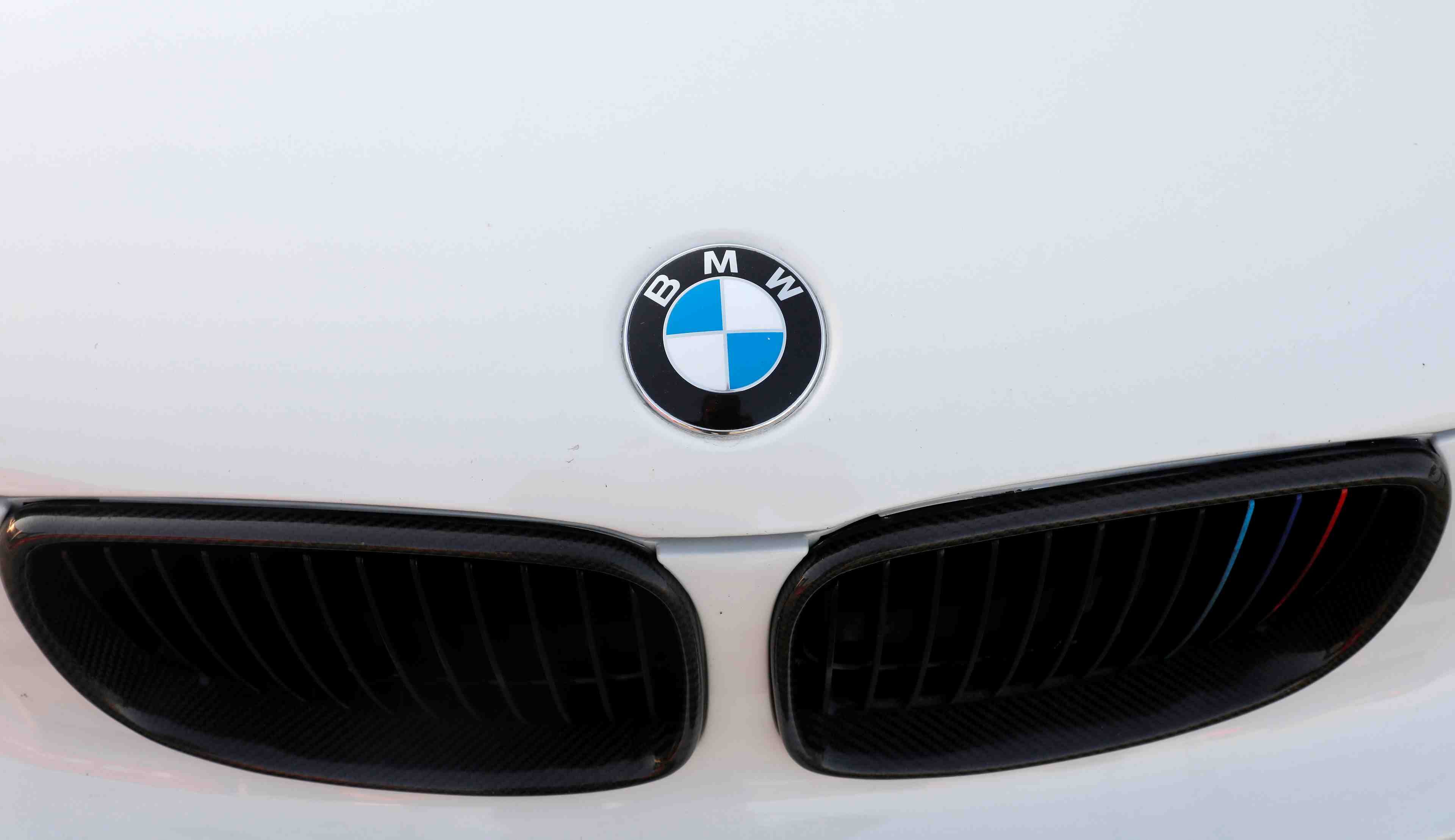 Bmw: le parquet de munich lance une enquete sur les emissions