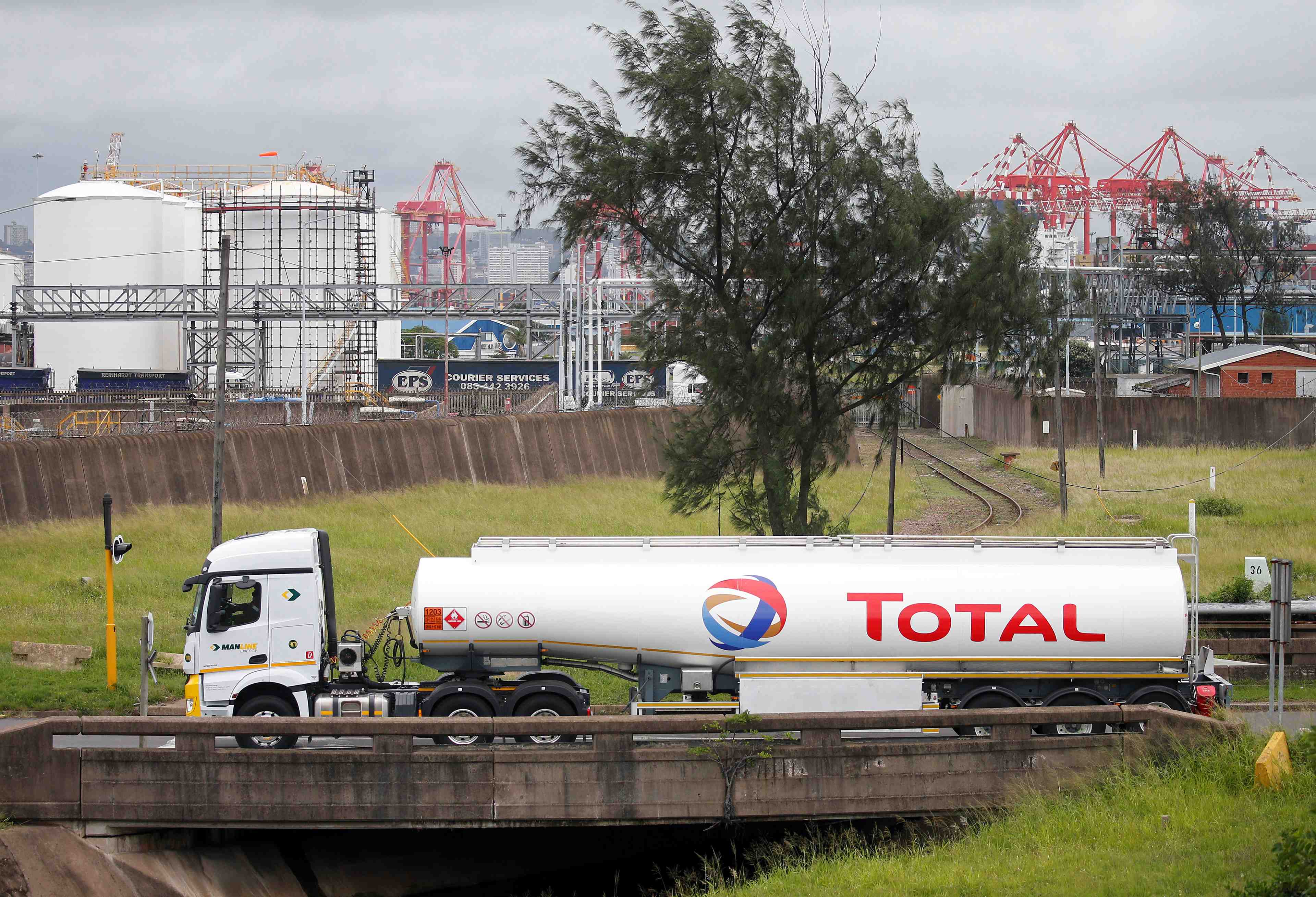 Total a suivre a paris