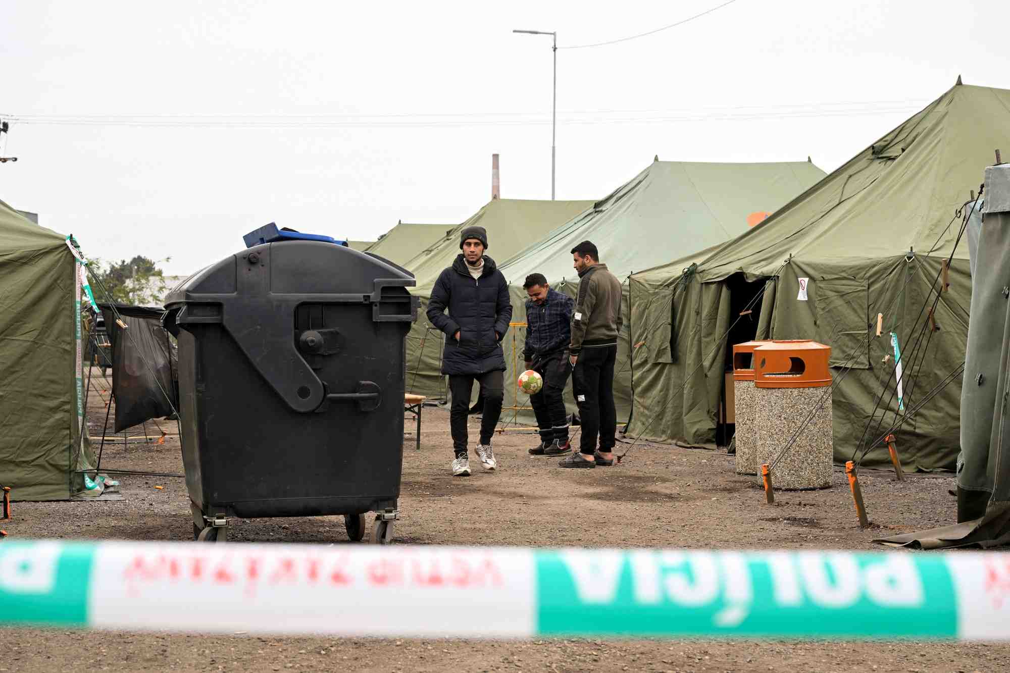 Camp pour migrants a kuty, en slovaquie