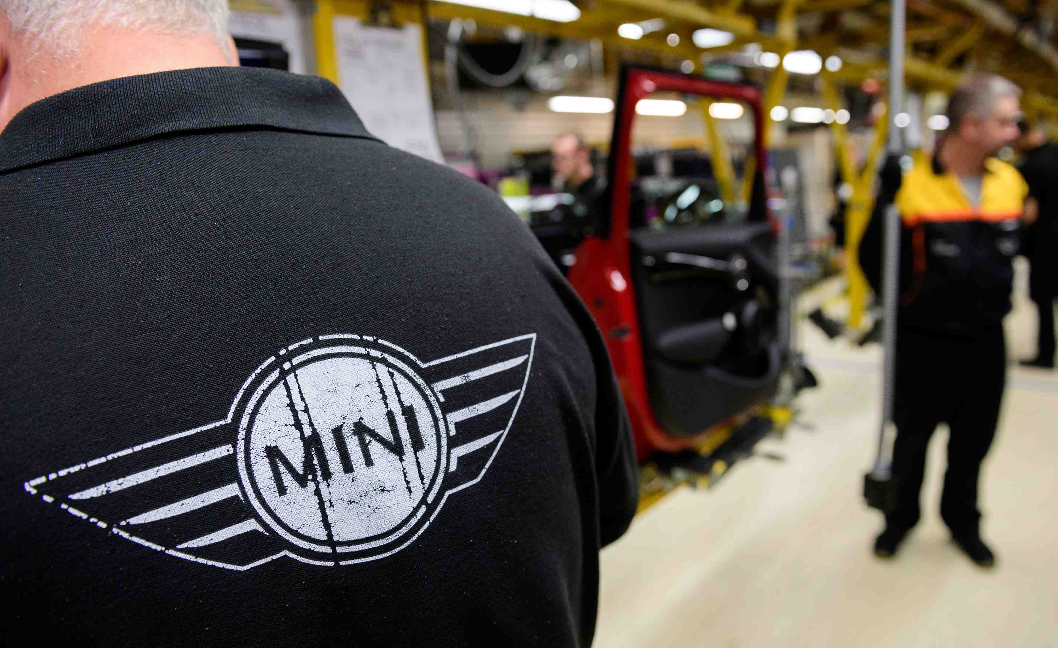 Bmw avance la fermeture annuelle de son usine mini avec le brexit