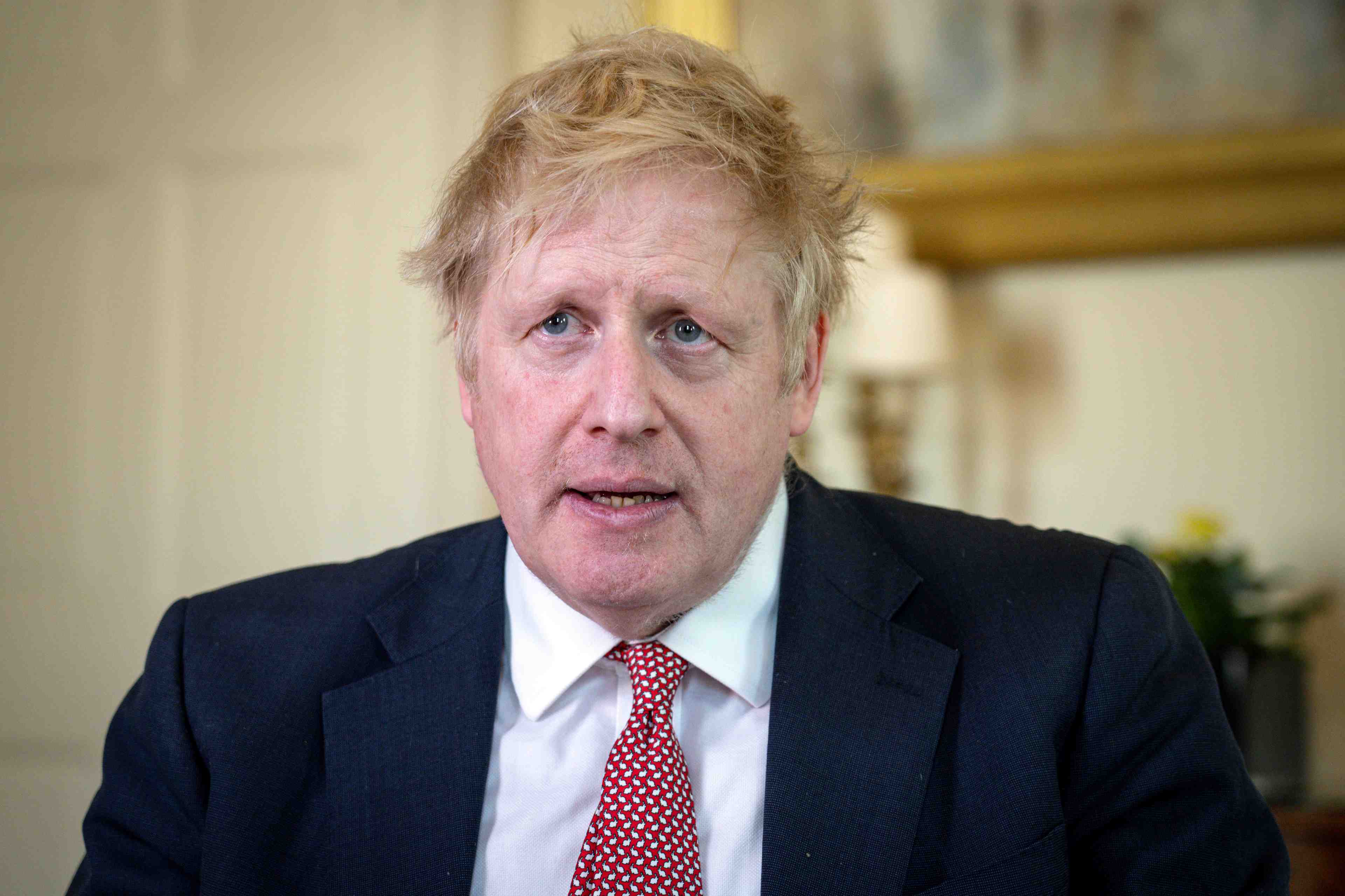 Boris johnson est en "grande forme", pourrait reprendre le travail rapidement