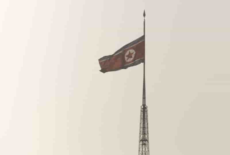 Pyongyang promet de reagir avec force aux pressions americaines