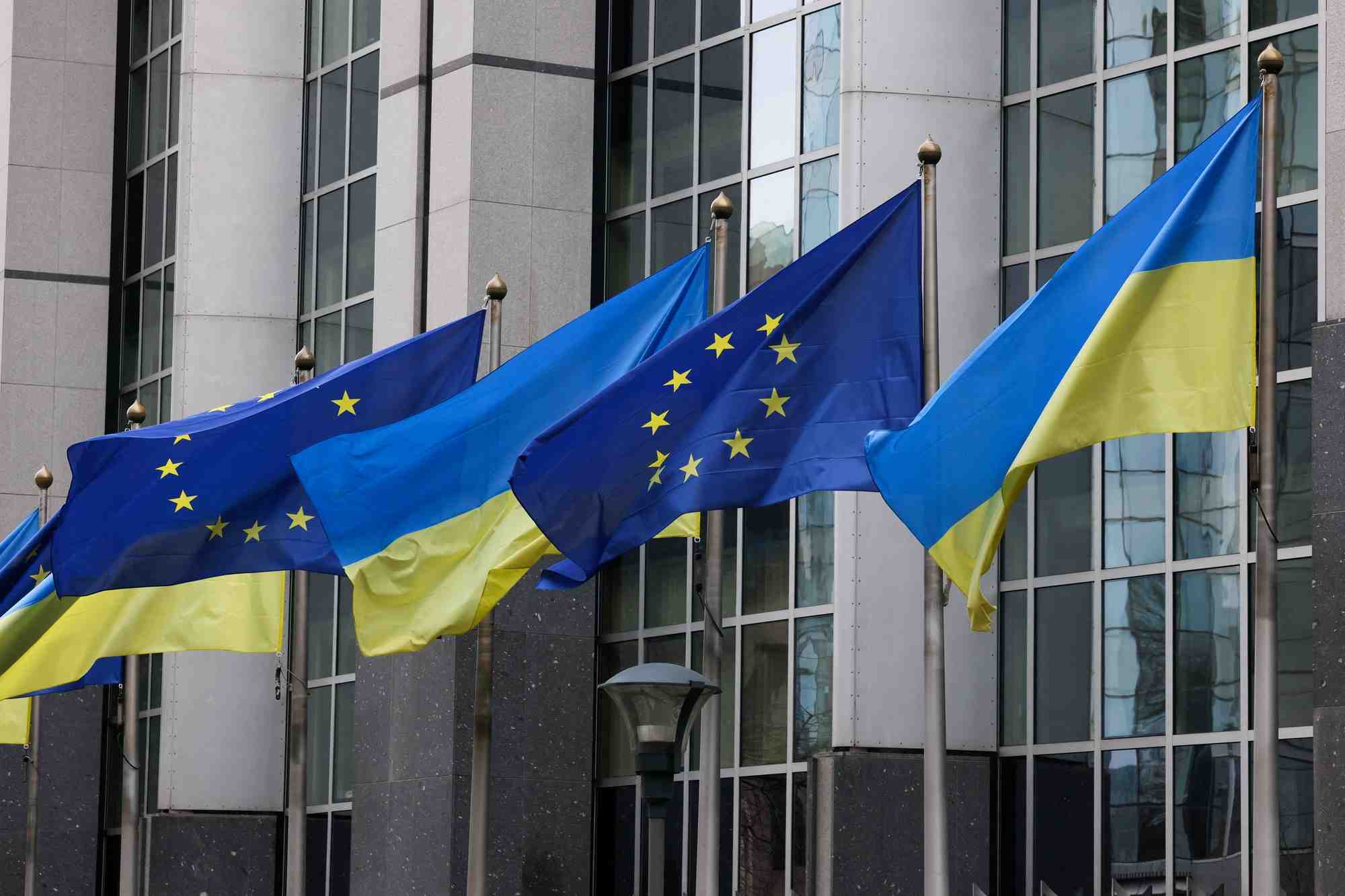 Ce vendredi, 10 dirigeants de pays européens se sont rencontrés à Bruxelles pour évoquer les conséquences d'un élargissement de l'UE.