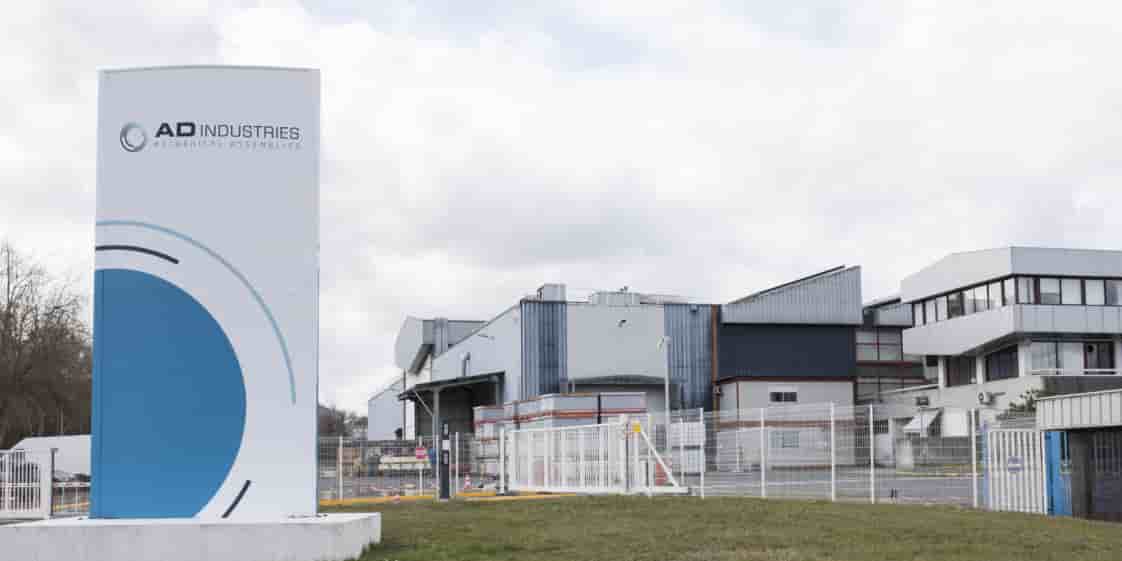Basé à Brive-la-Gaillarde, le groupe AD Industries a été créé en 2004 suite à la fusion des deux sociétés corréziennes Deshors et Mécalim.