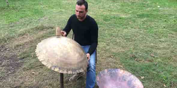 François Kivig, dinandier à Montpellier