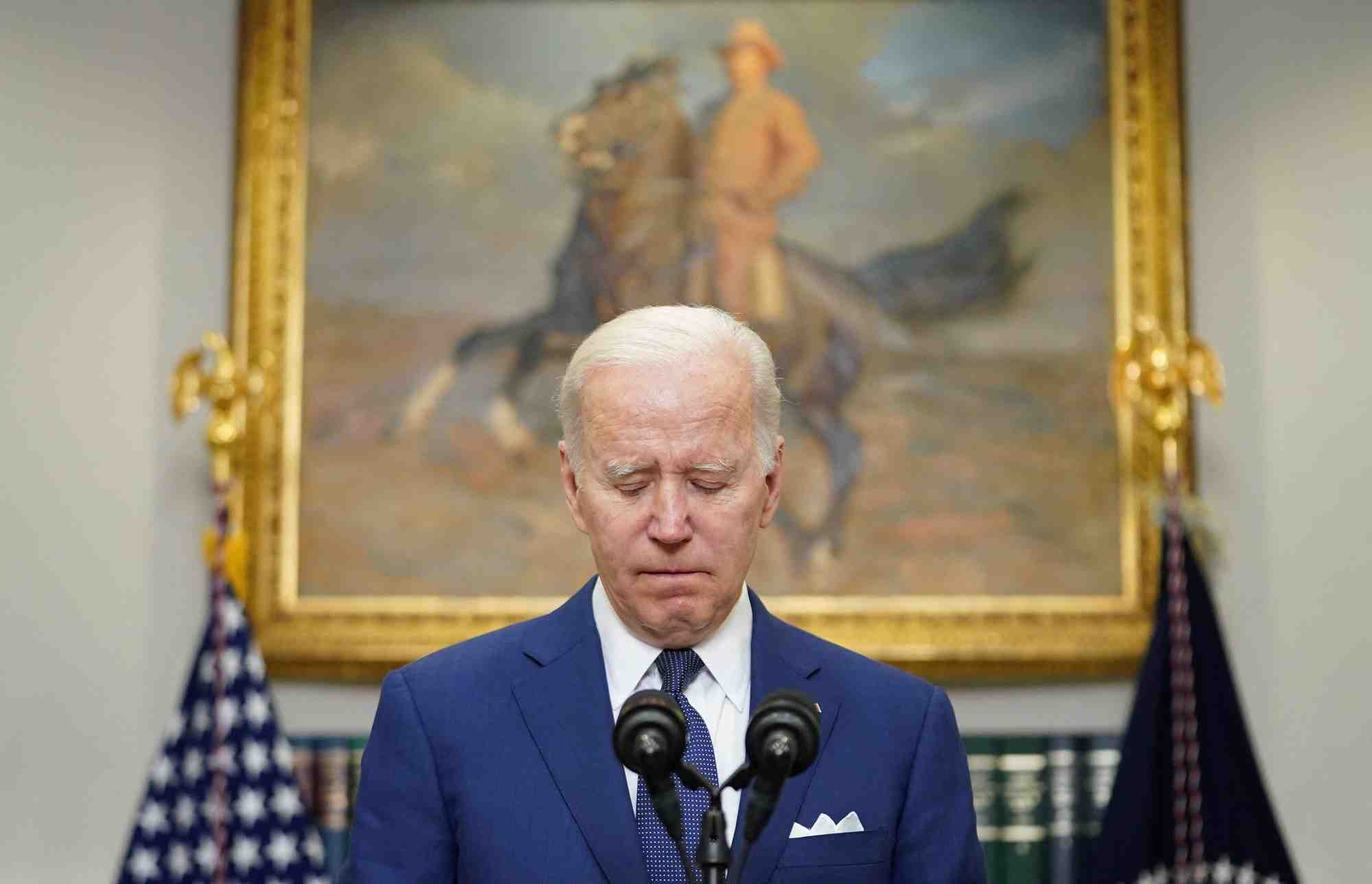 Etats-unis: biden demande aux americains de s'opposer au lobby des armes a feu