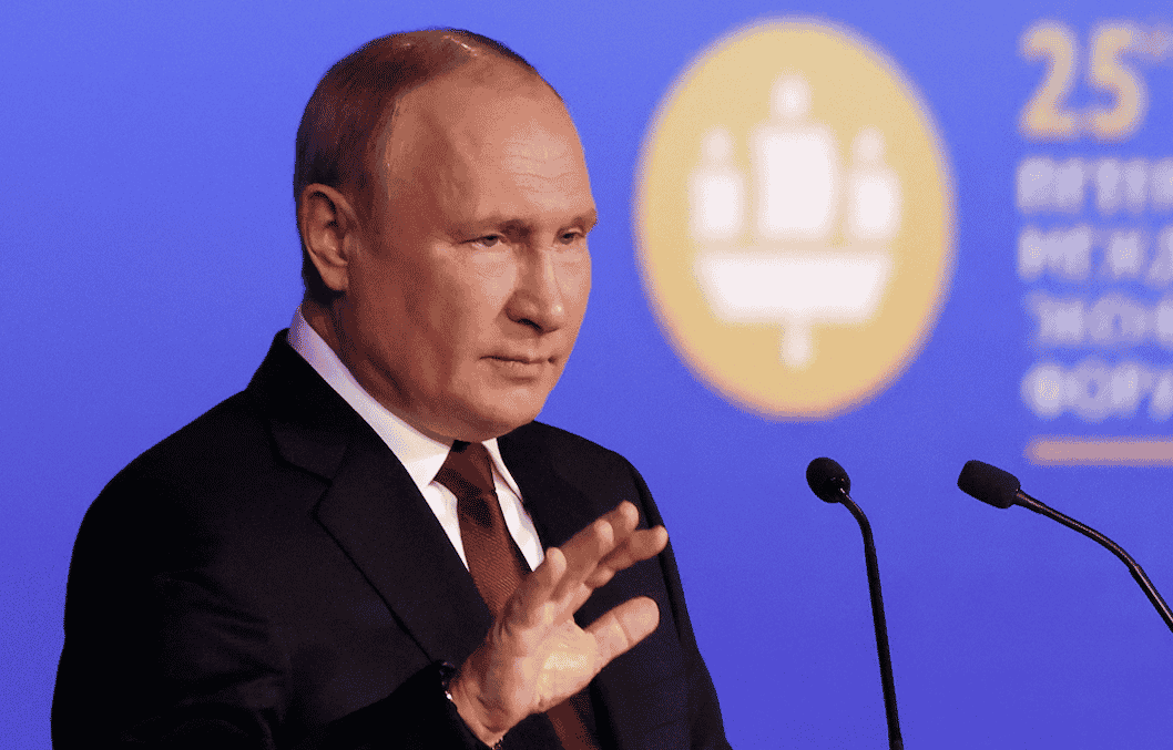 Poutine au SPIEF 2022