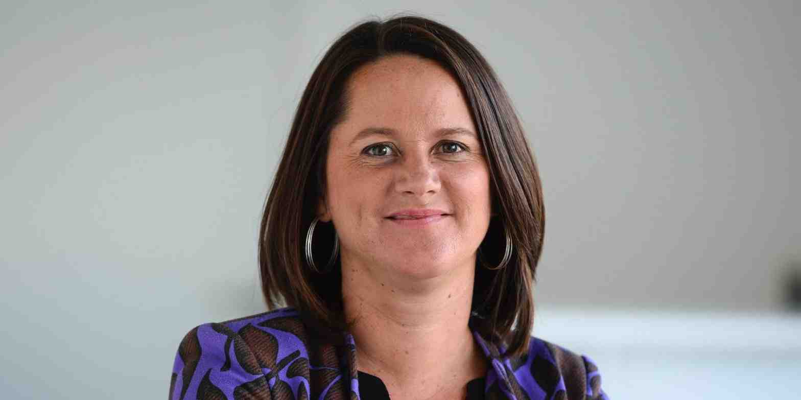 La maire et présidente (PS) de Nantes Métropole Johanna Rolland est présidente de l'association d'élus France urbaine.