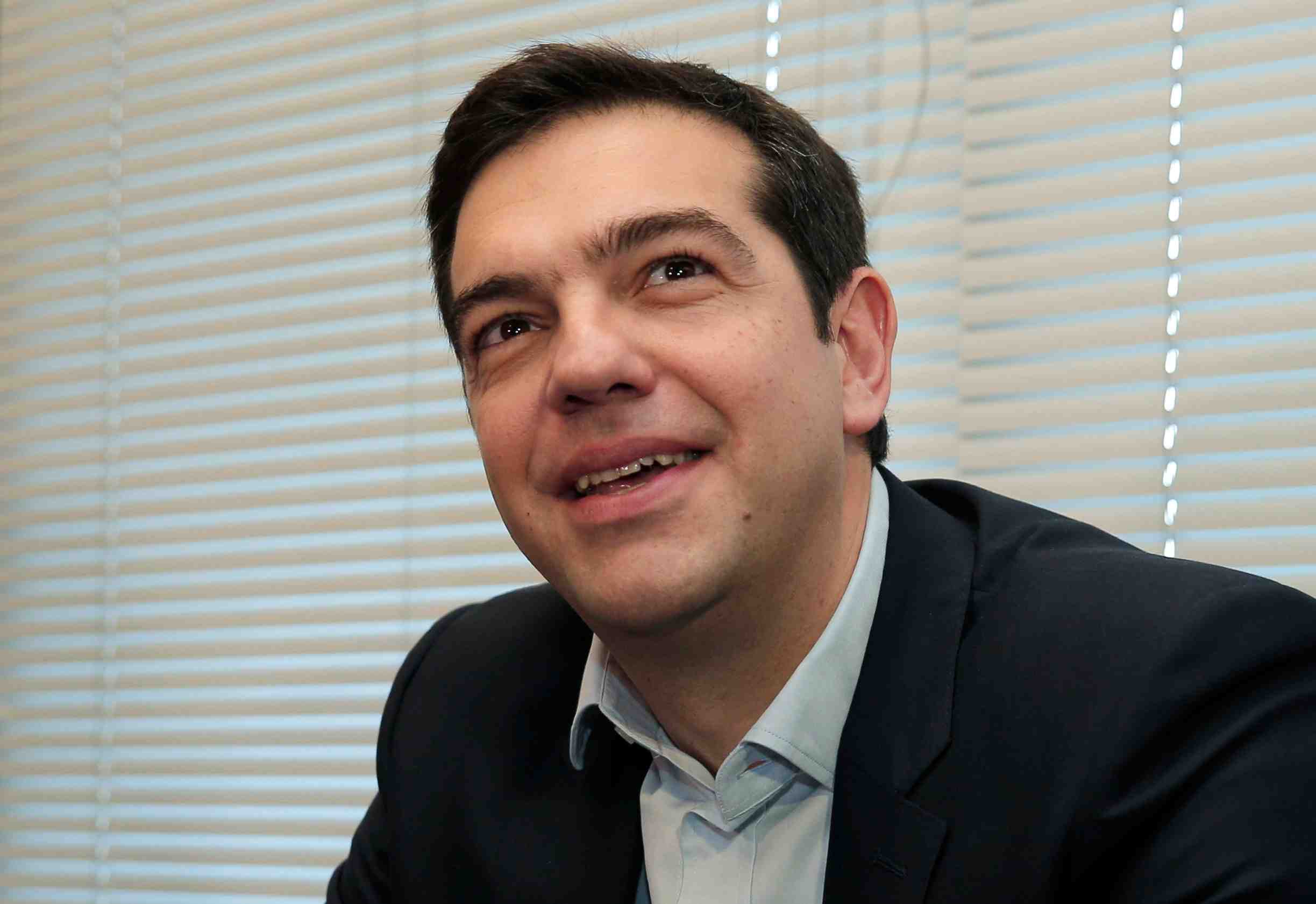 Alexis tsipras prete serment comme nouveau premier ministre grec