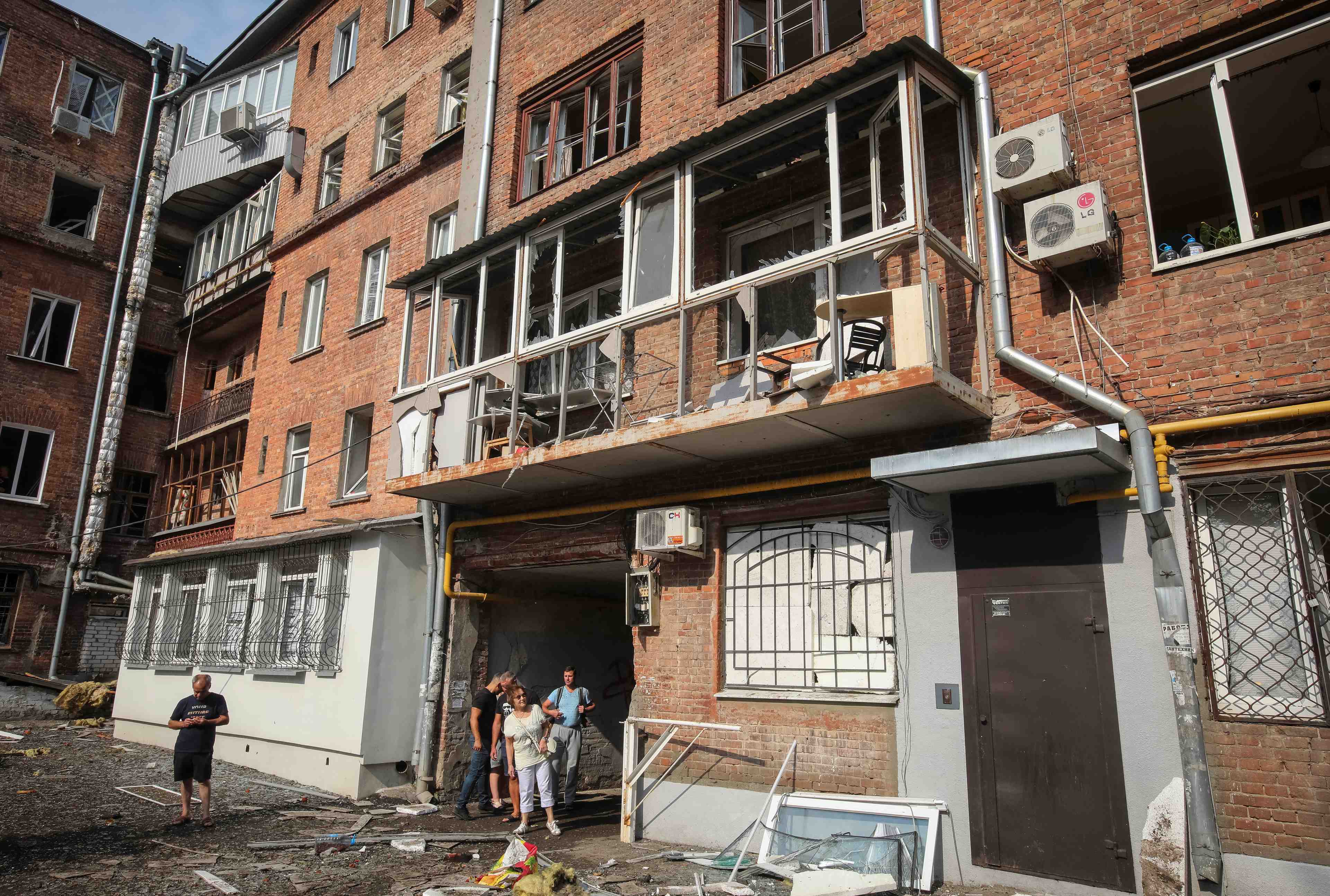 Six morts dans un bombardement russe sur kharkiv, selon le gouverneur
