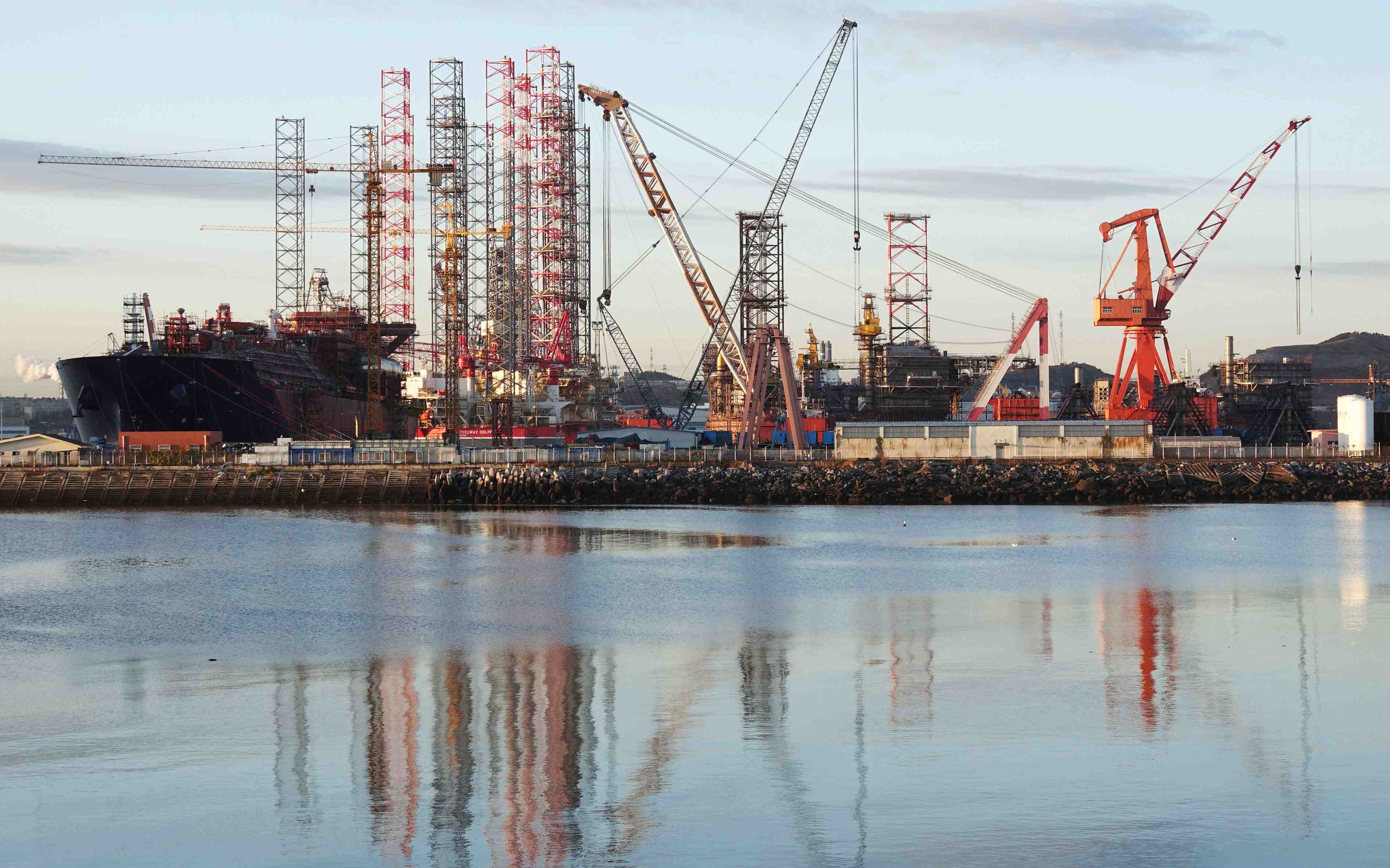 La chine va fusionner ses deux plus grands groupes de construction navale