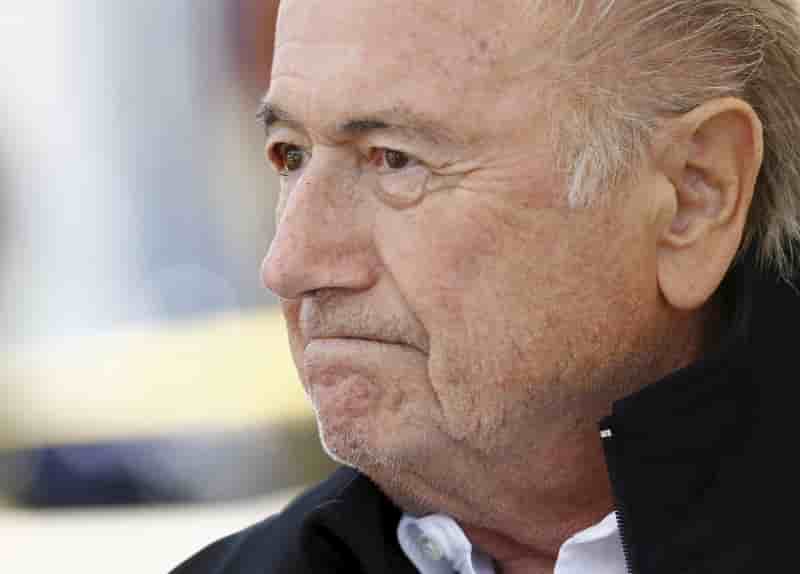 Sepp blatter dit vouloir se battre