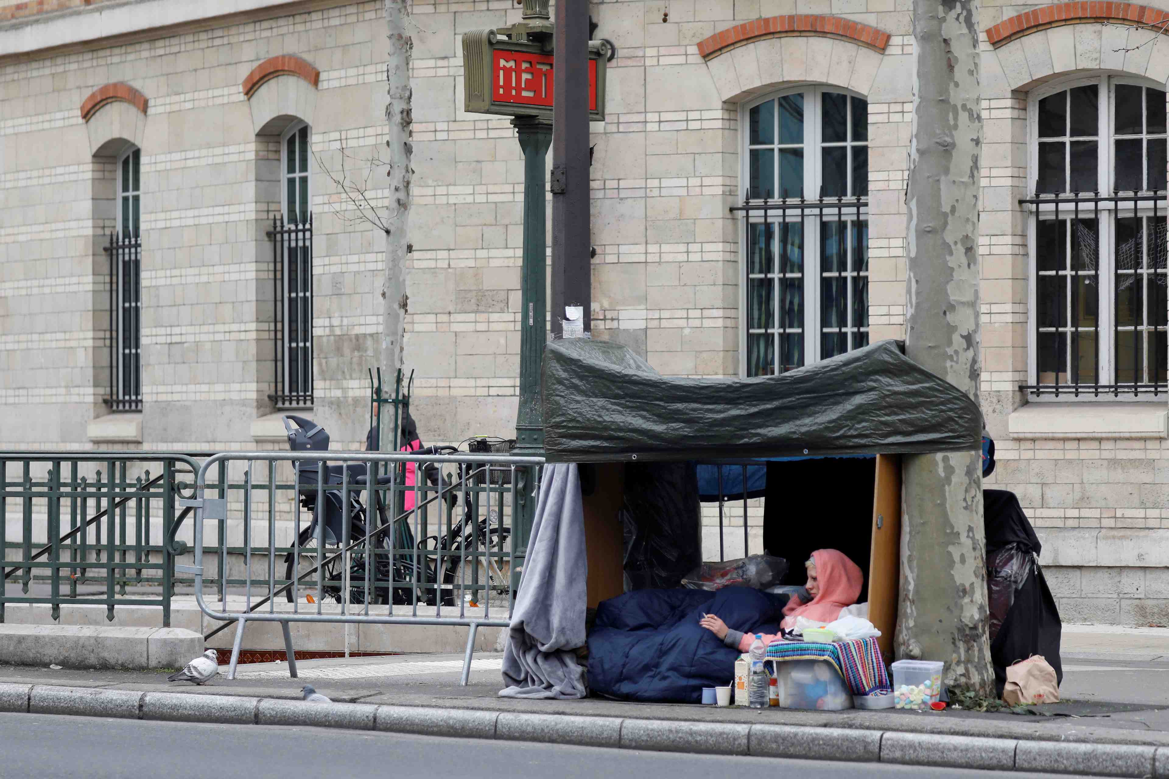 Plus de 3.600 personnes sans-domicile fixe recensees a paris