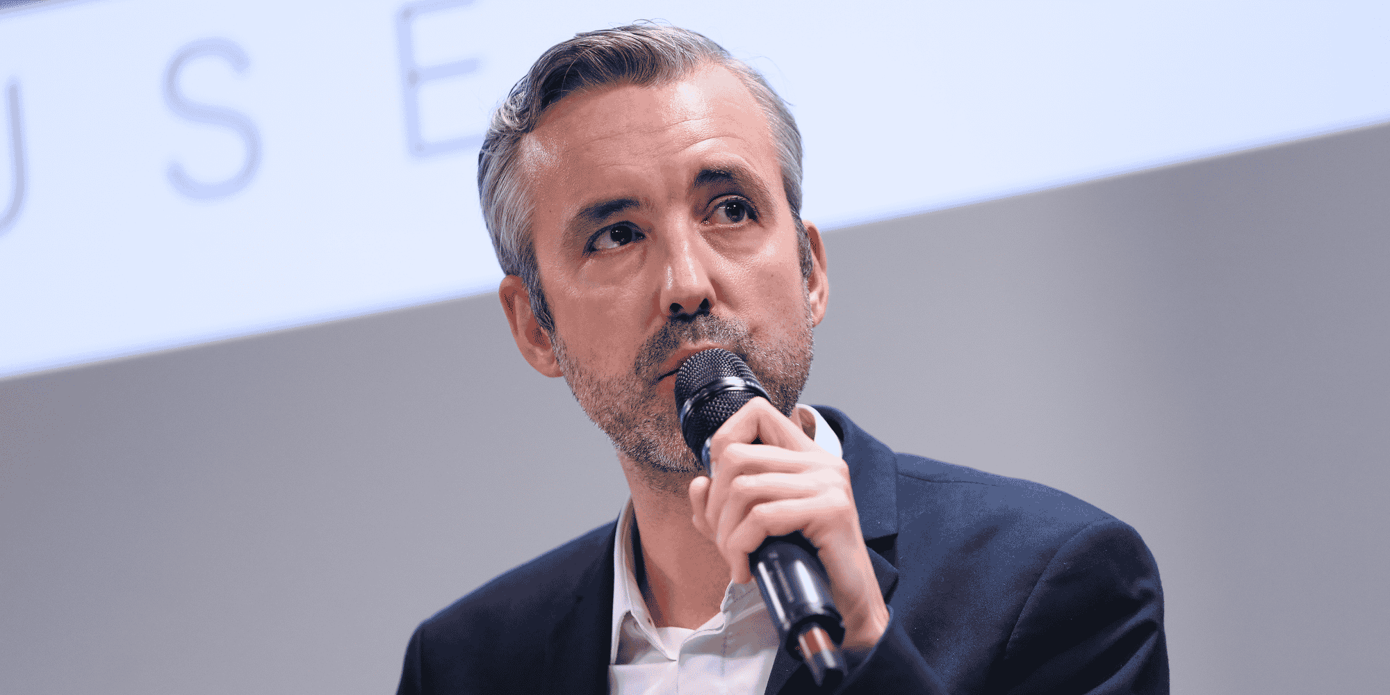La tête de liste d'Europe Écologie Les Verts d'Archipel Citoyen à Toulouse, Antoine Maurice, estime son nouveau PDU "autour du milliard d'euros".