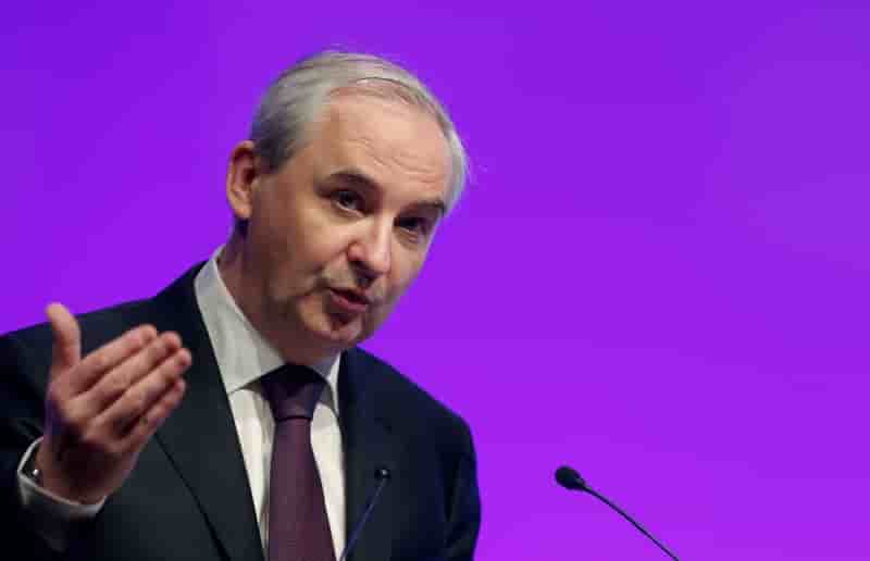 Le mandat de francois perol renouvele par le conseil de surveillance de bpce