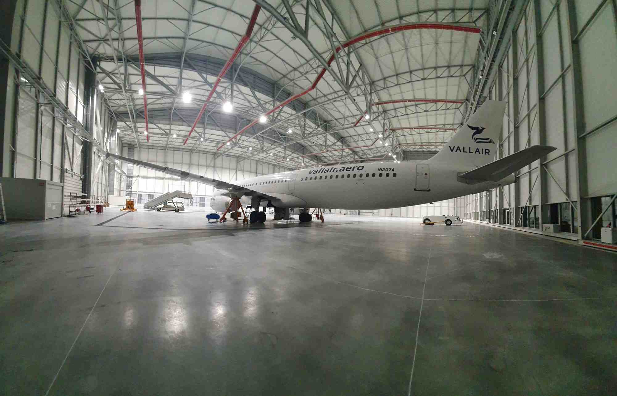 hangar vallair