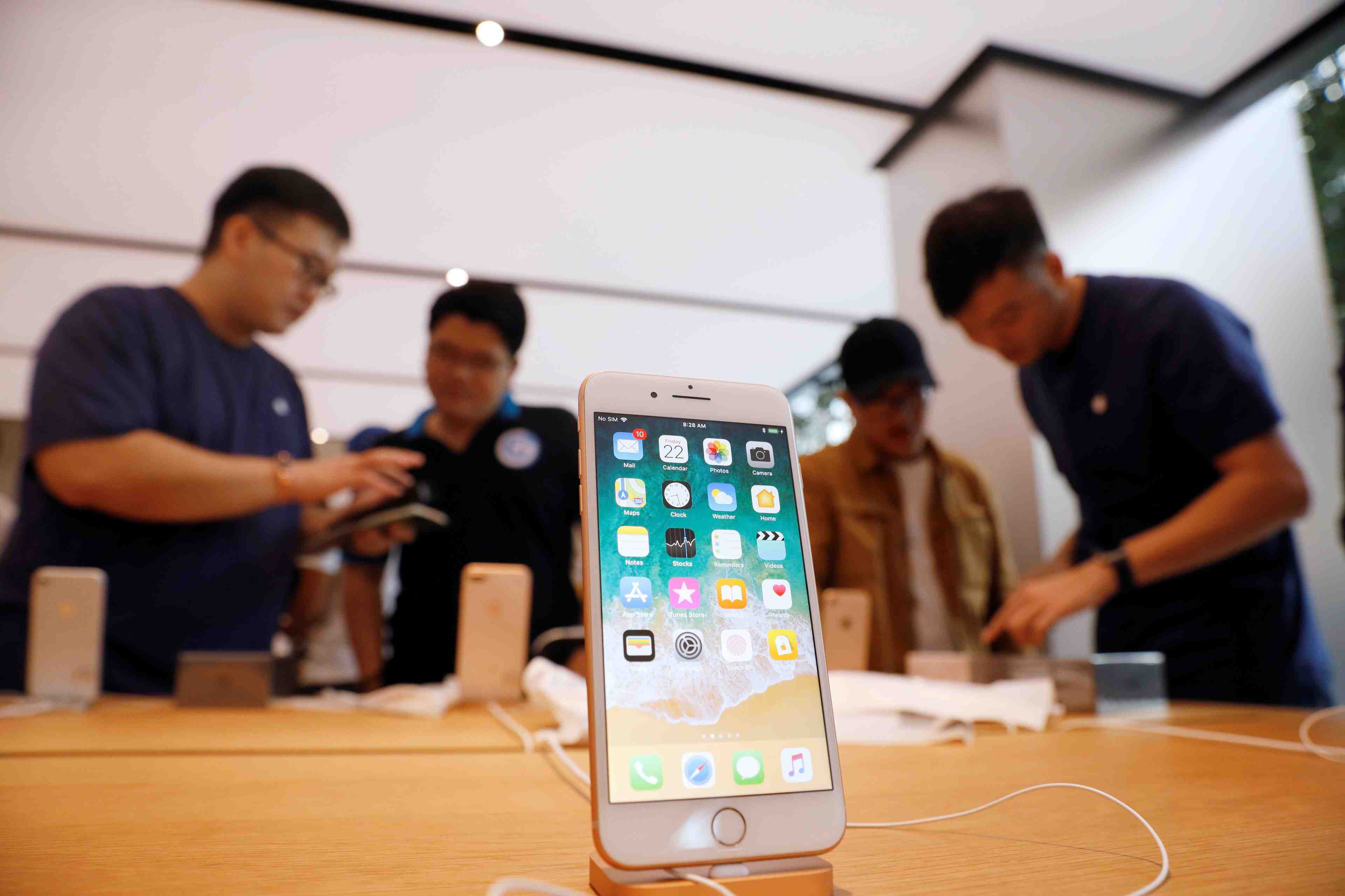 L'iphone 8 d'apple accueilli sans grand enthousiasme en asie