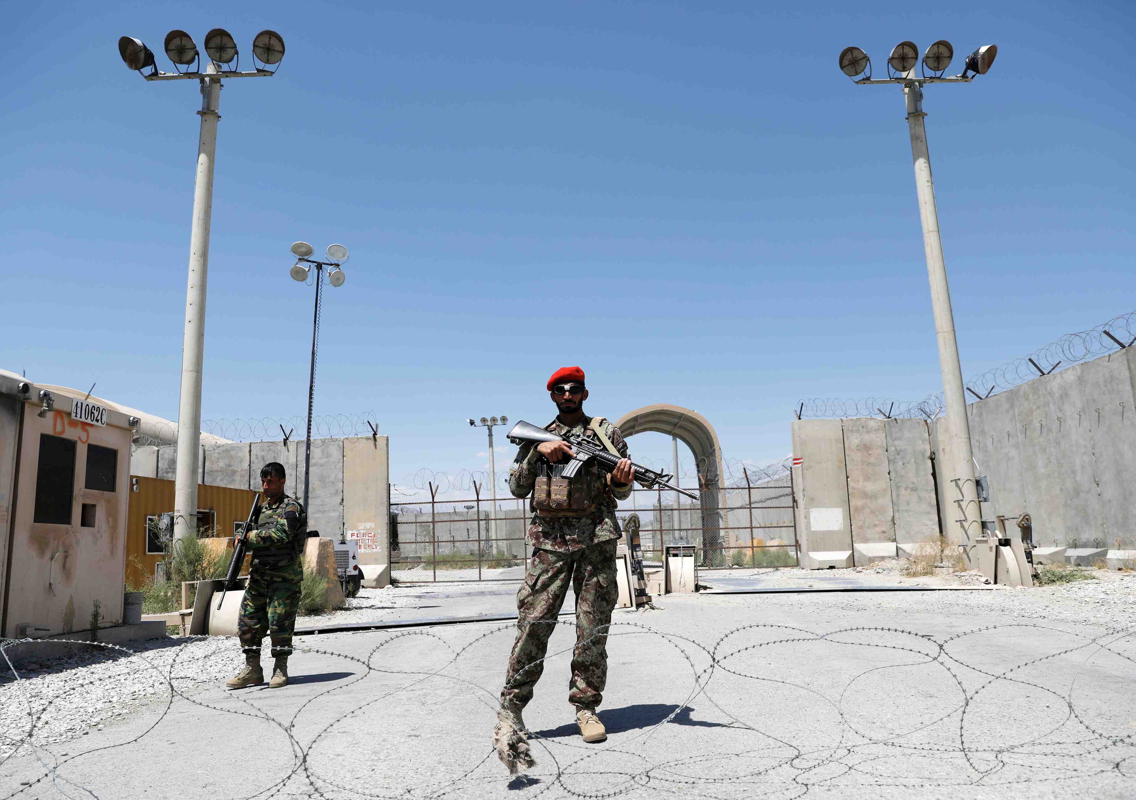 L'armee americaine a amorce son retrait d'afghanistan