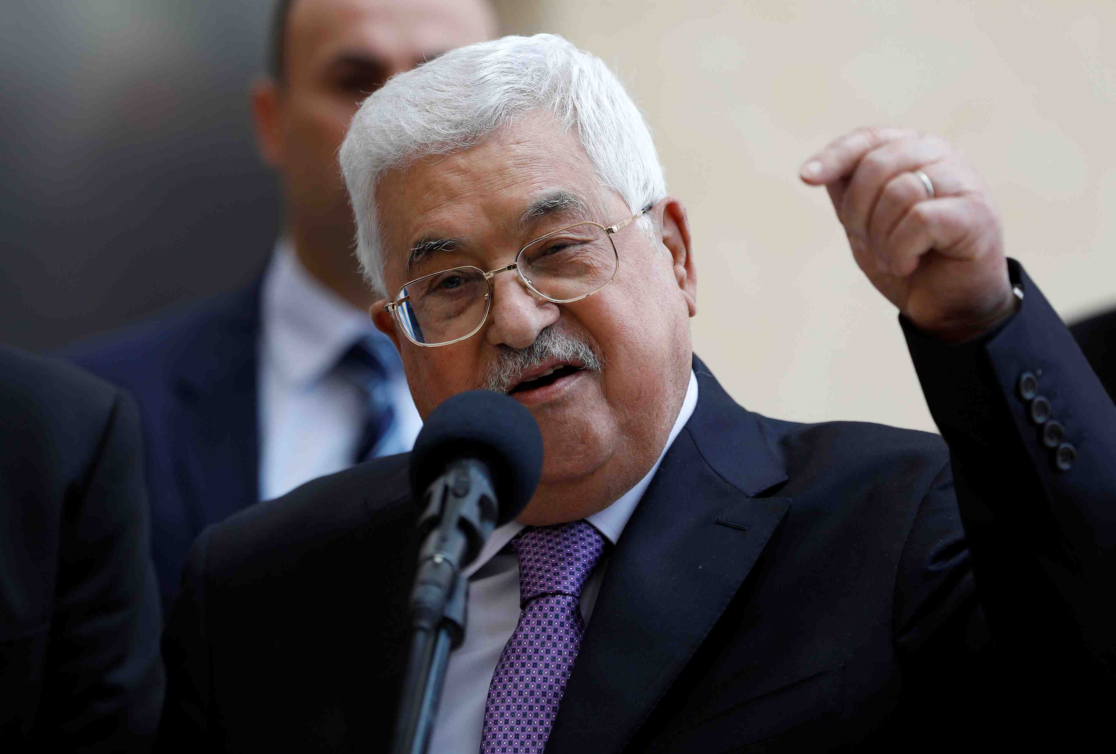 Abbas prie de lever les sanctions instaurees contre gaza