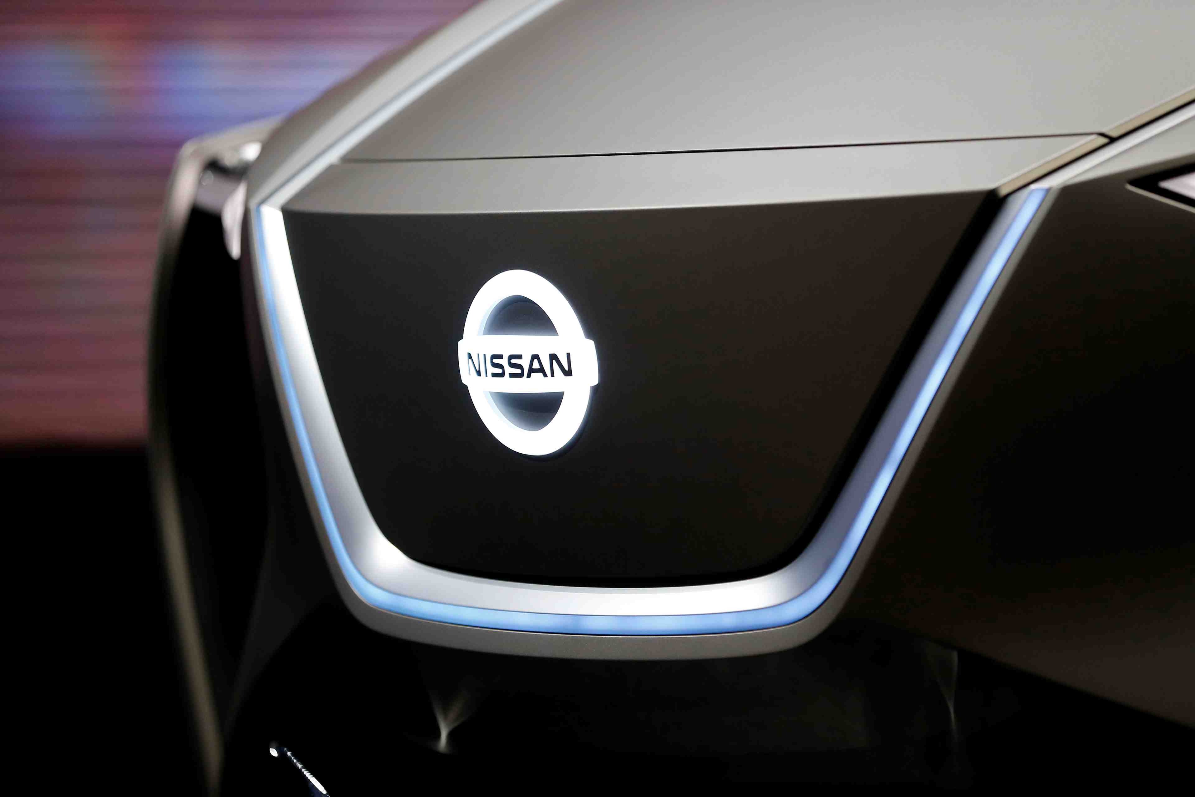 Nissan admet une "faible conscience" des regles d'inspection