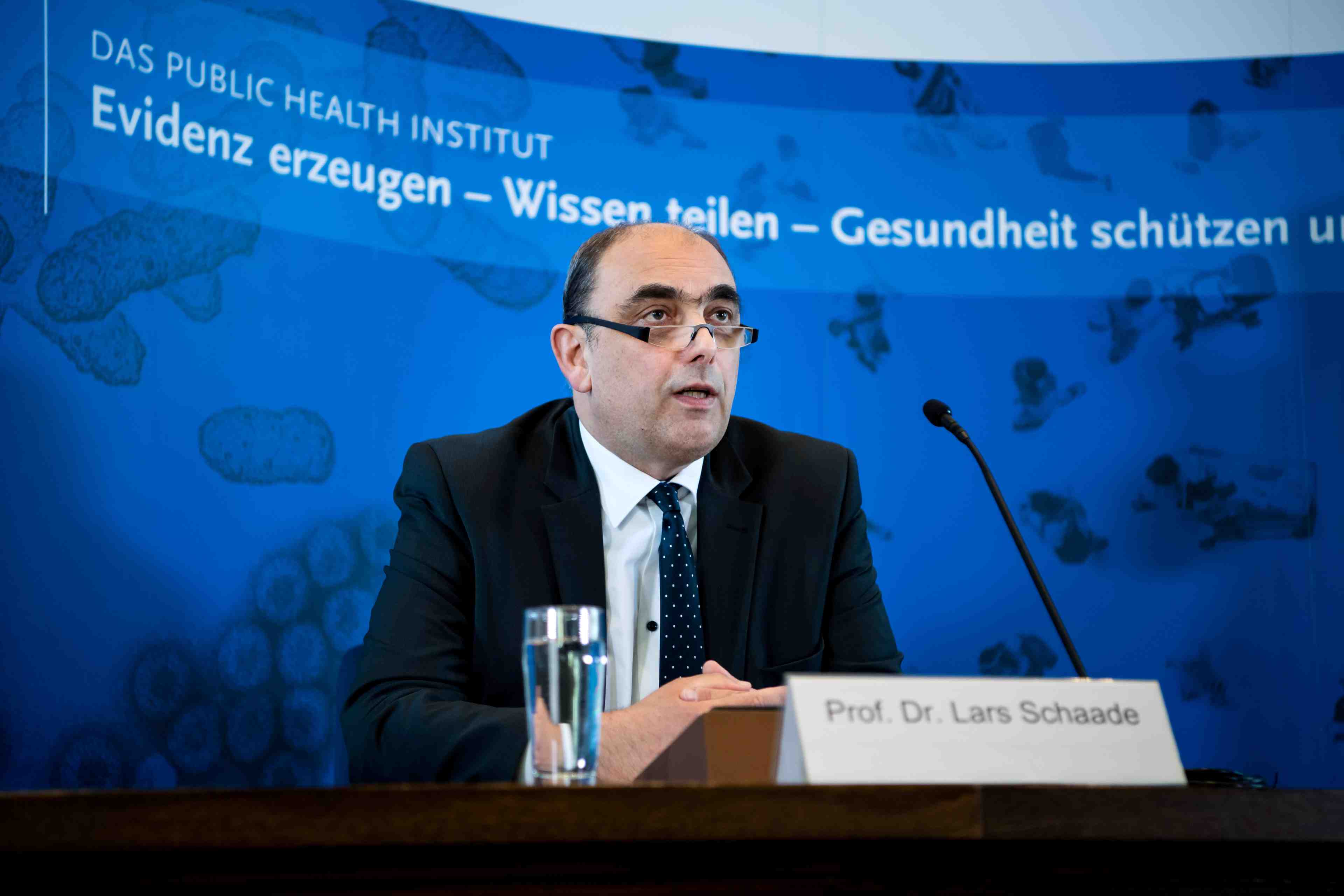 La progression du coronavirus en allemagne ne permet pas un nouvel assouplissement, selon l'institut robert koch