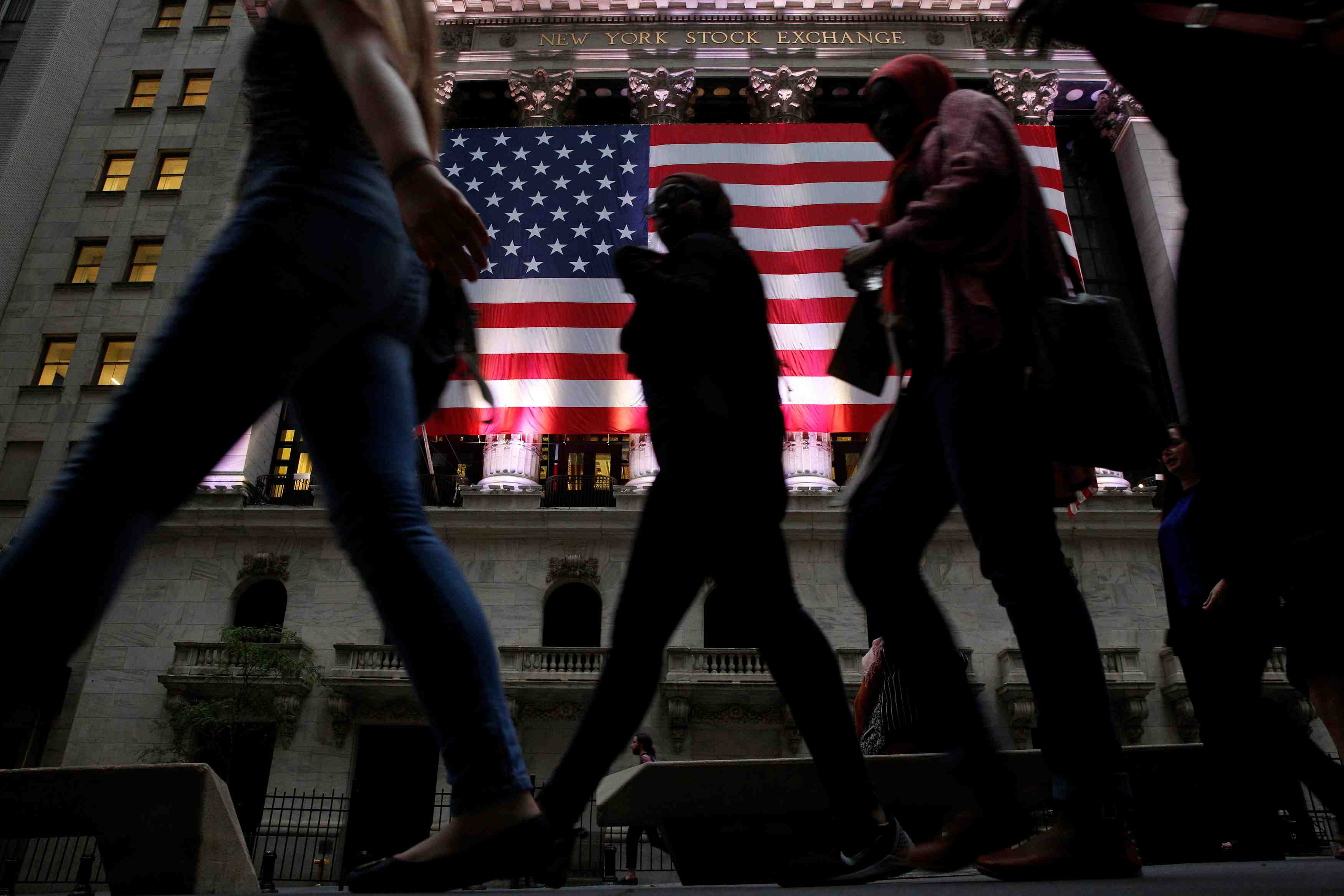 Wall street ouvre dans le rouge