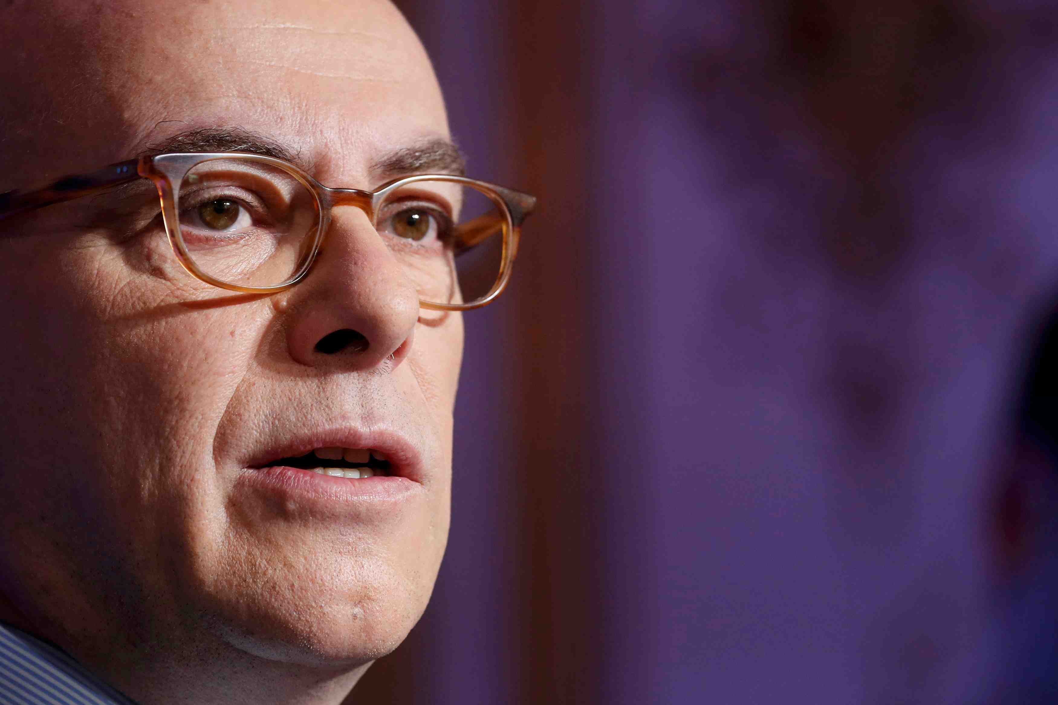 Cazeneuve appelle a l'action apres les propos de trump