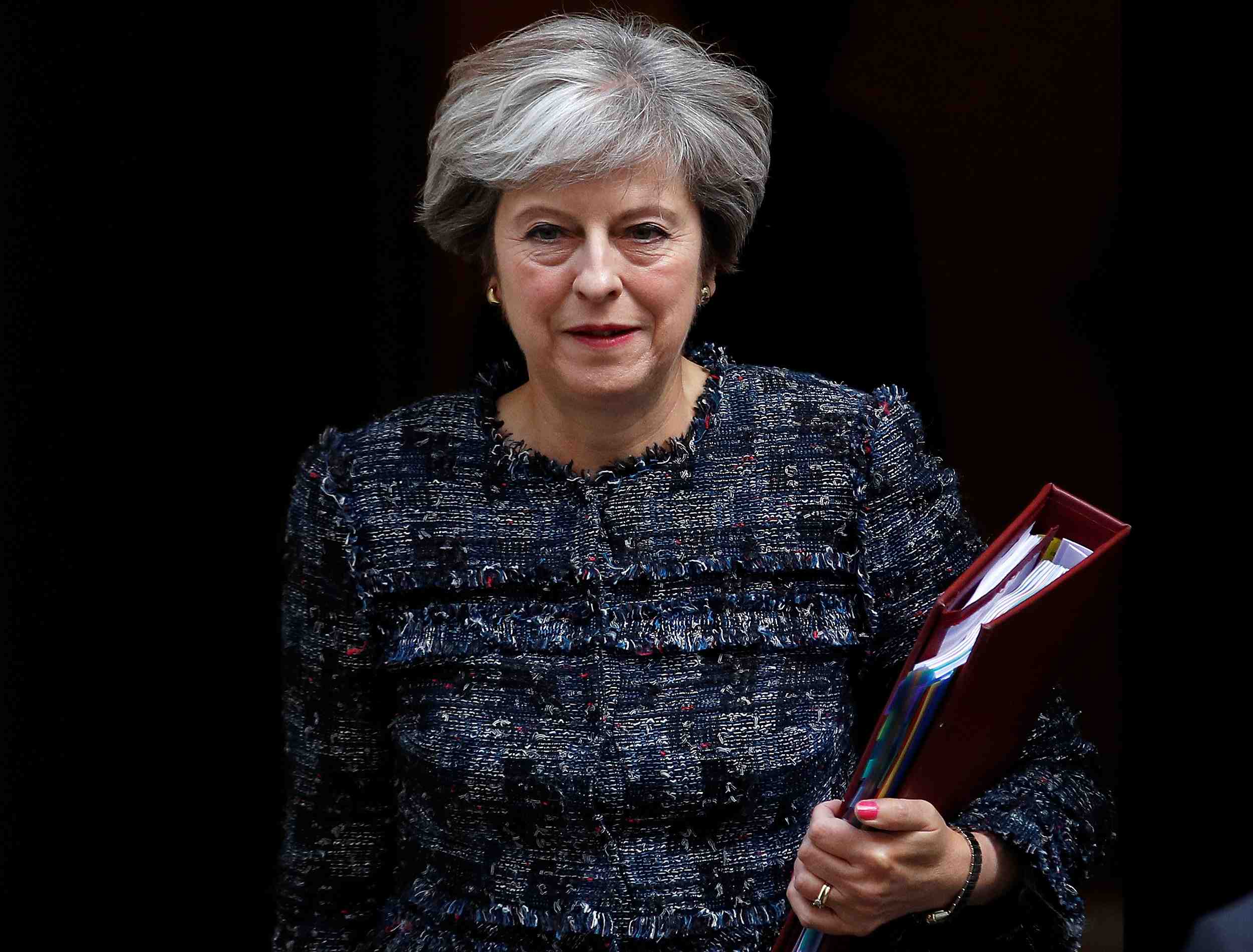 Theresa may a florence pour sortir de l'impasse avec l'ue sur le brexit