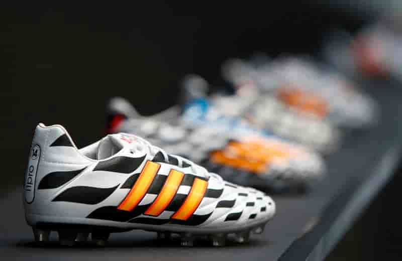 Manchester United signe un contrat record avec Adidas