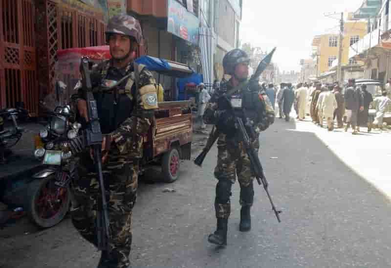 Attaque contre le batiment de la television afghane a jalalabad