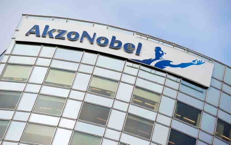 Le patron de la chimie d'akzo prone independance et injection de capital