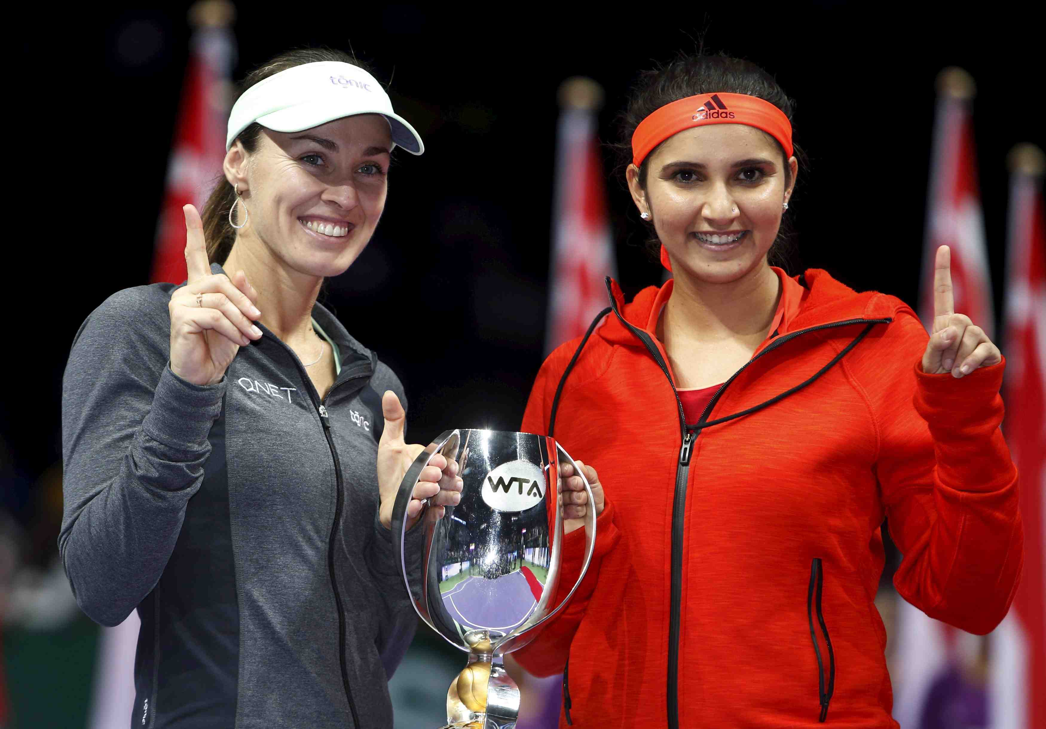 Hingis et mirza titrees en double