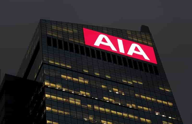 Offres d'aia et de zurich sur des actifs d'assurance australiens