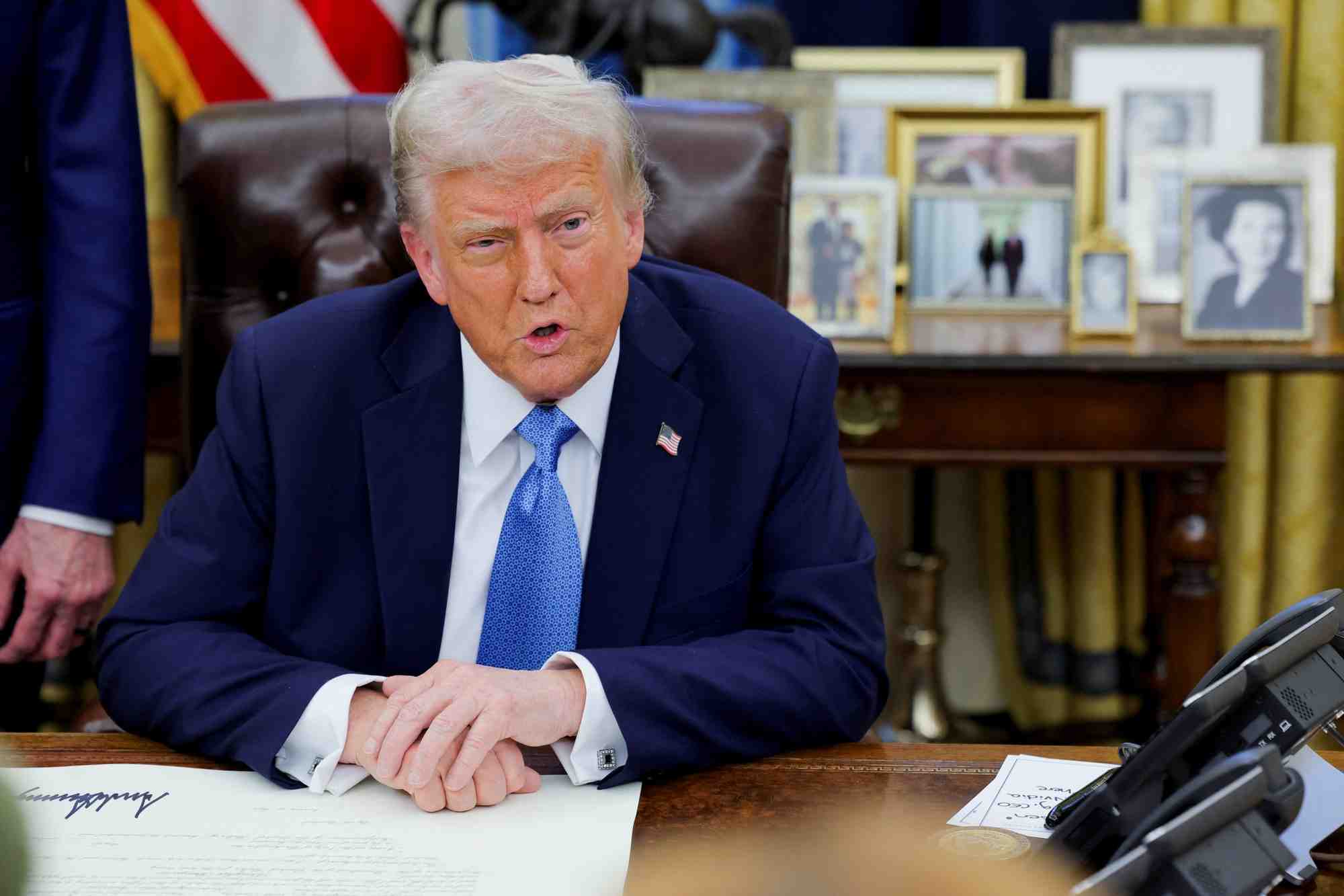 Donald Trump doit faire face à la ténacité d'un juge sur le volet des fonds gelés concernant l'aide humanitaire.